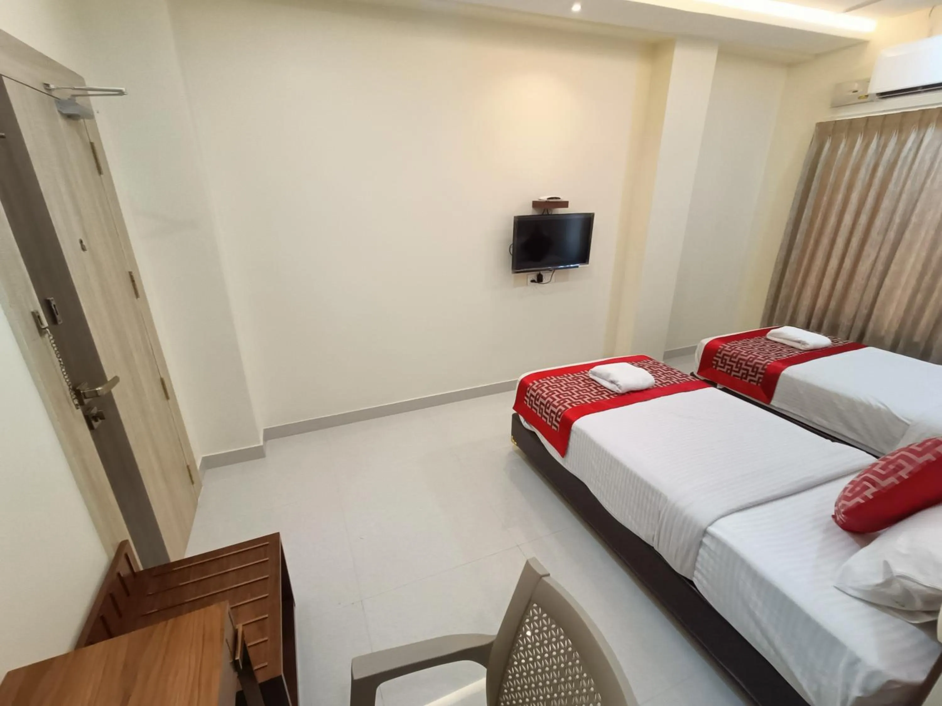 Bed in Sri Aswin Grand