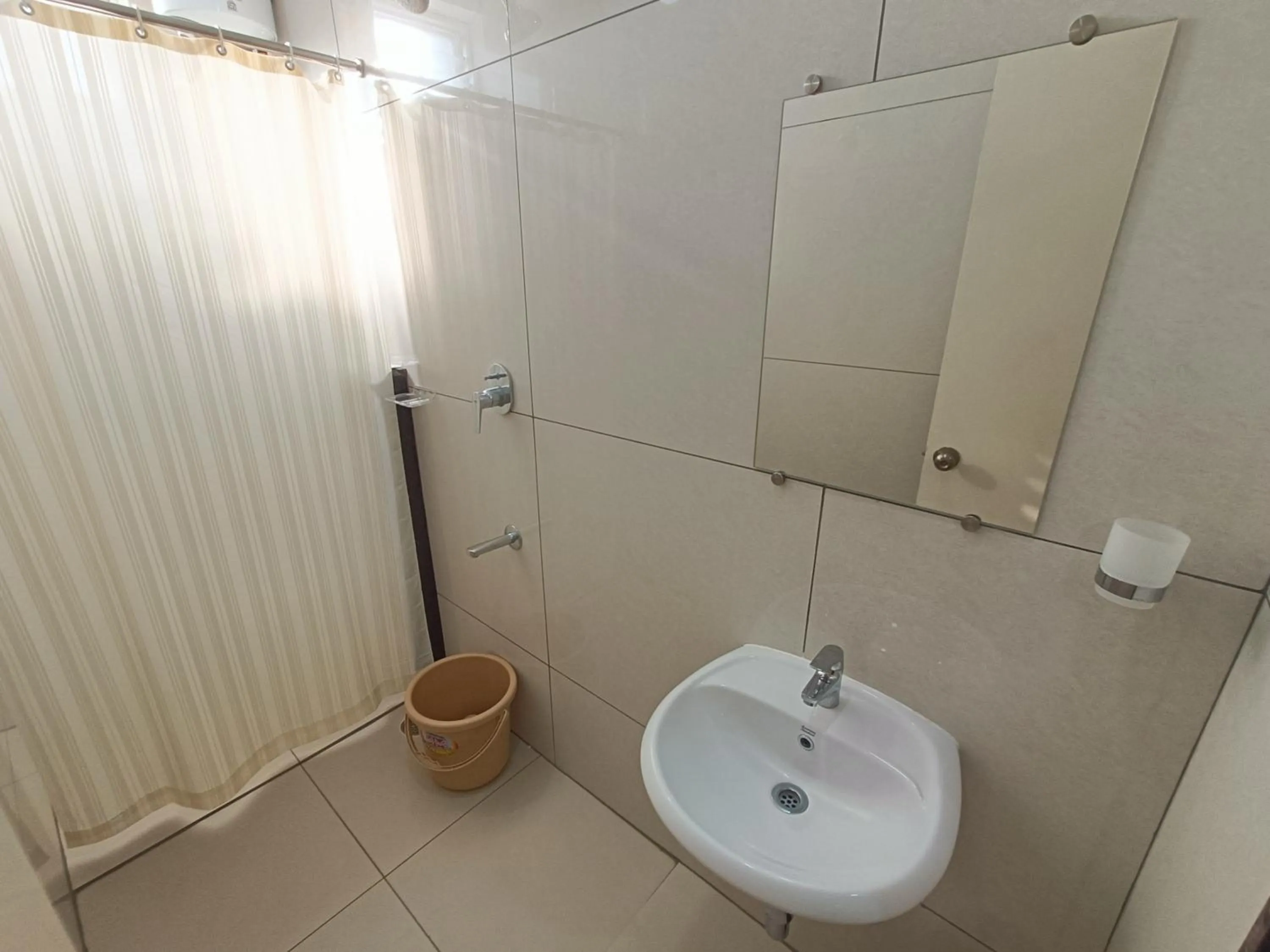 Bathroom in Sri Aswin Grand