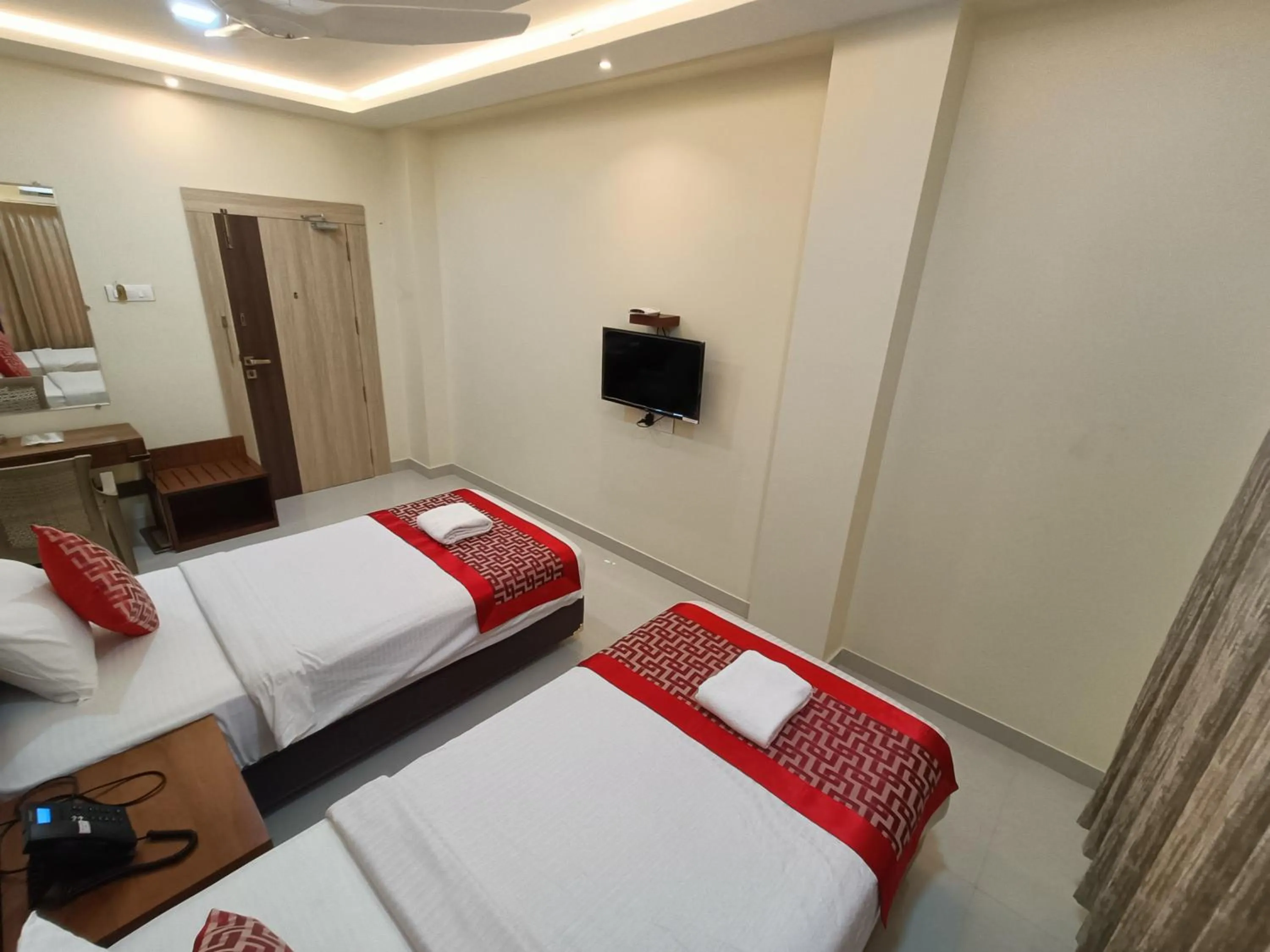 Bed in Sri Aswin Grand