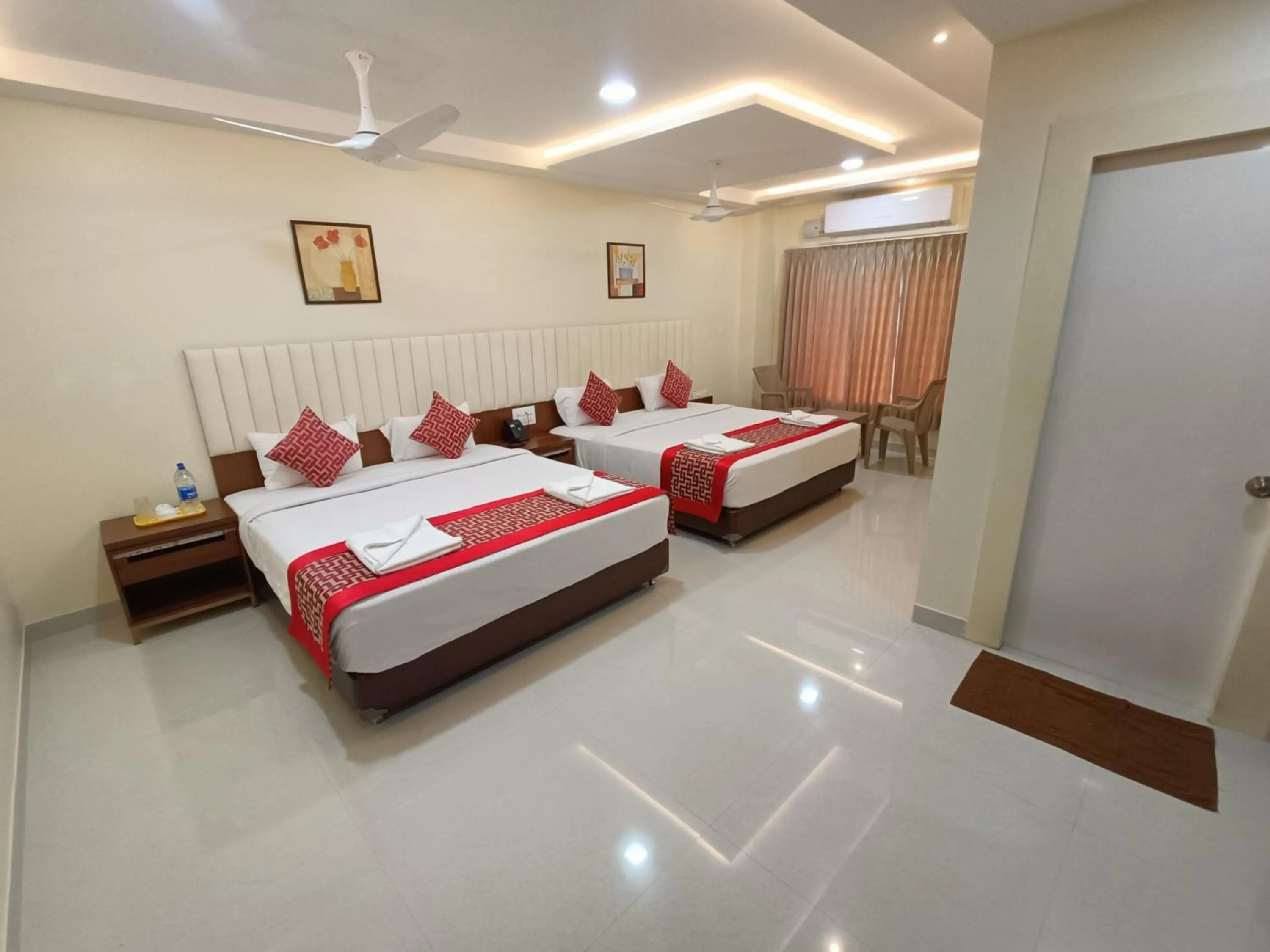 Bed in Sri Aswin Grand