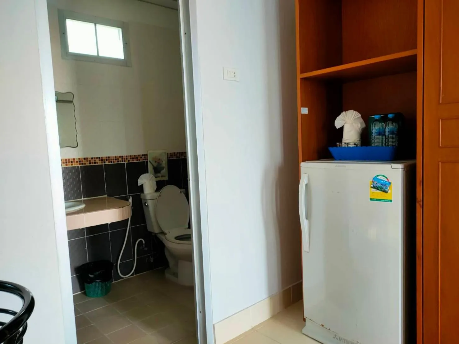 Kitchen or kitchenette in Pailin Hill Hotel Patong