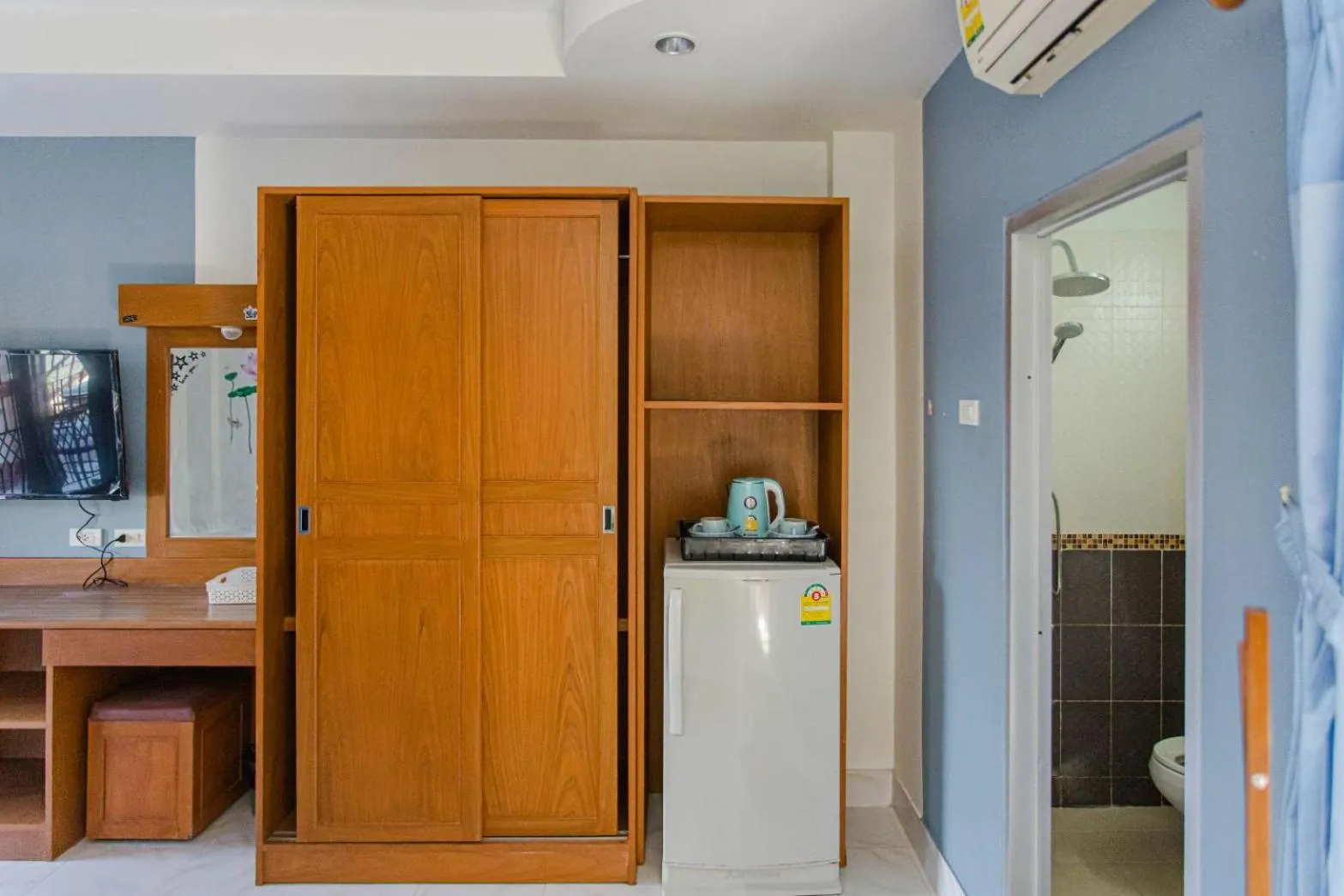 Kitchen or kitchenette in Pailin Hill Hotel Patong