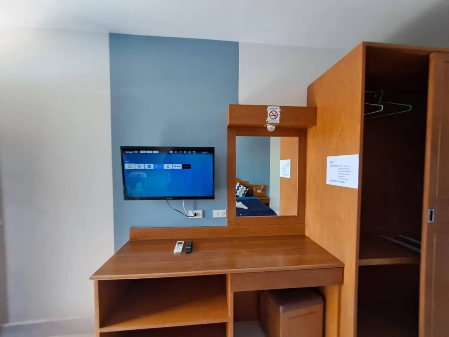 TV and multimedia in Pailin Hill Hotel Patong