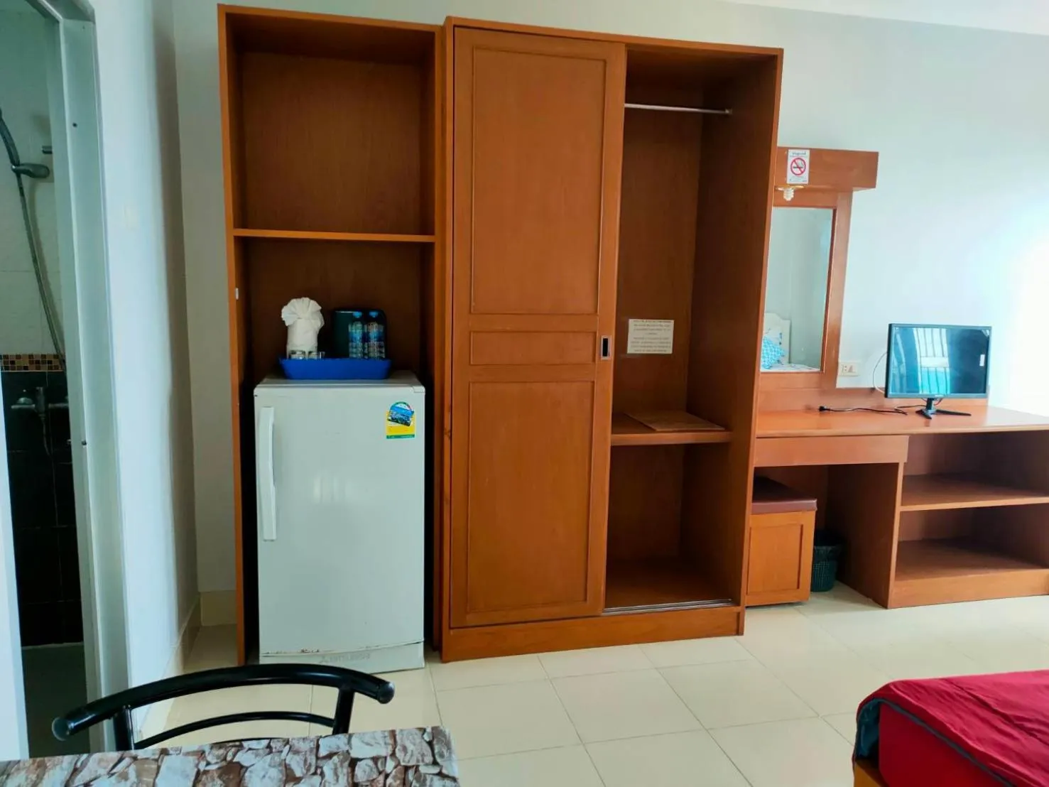 Bed in Pailin Hill Hotel Patong