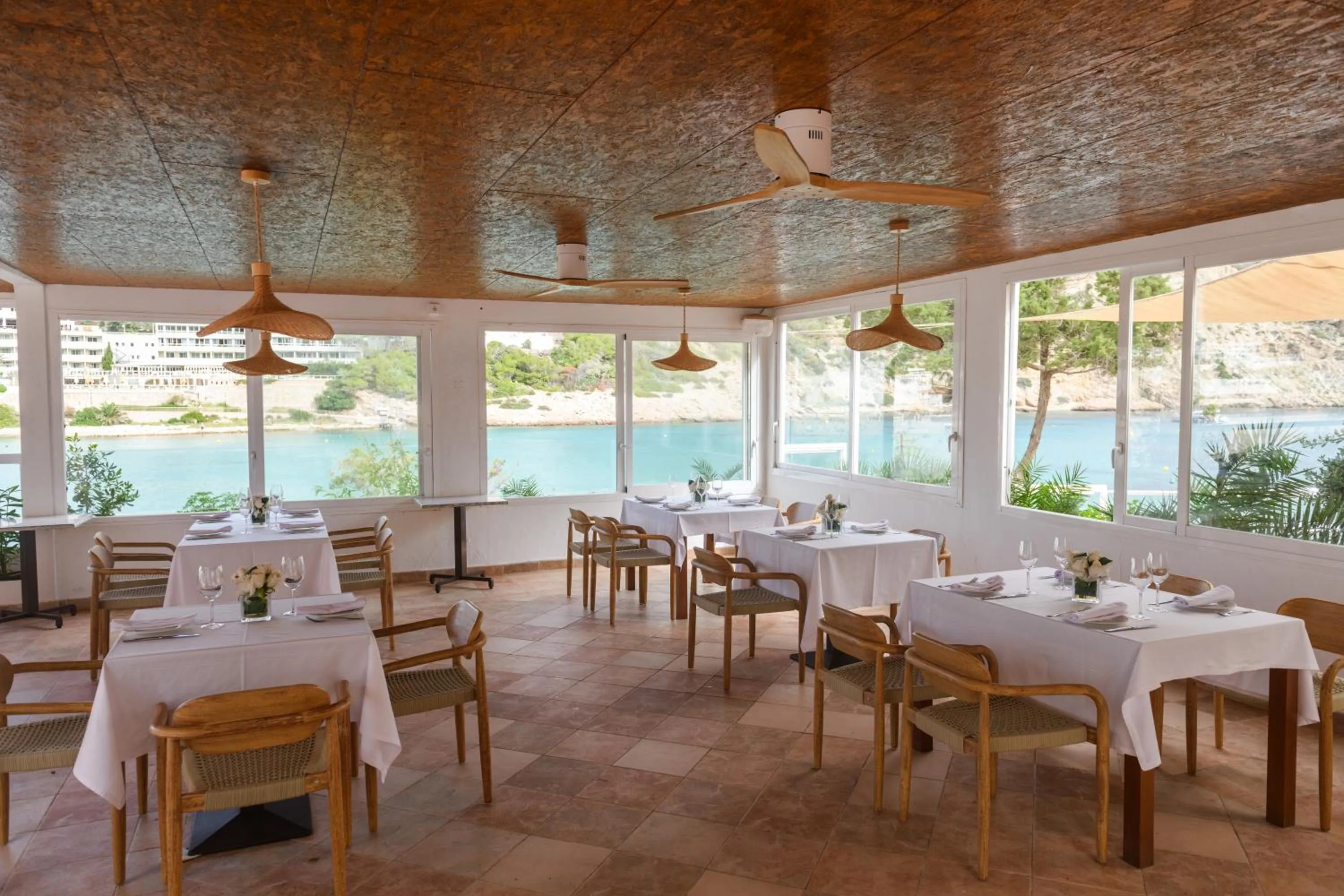 Restaurant/places to eat in Hotel El Pinar