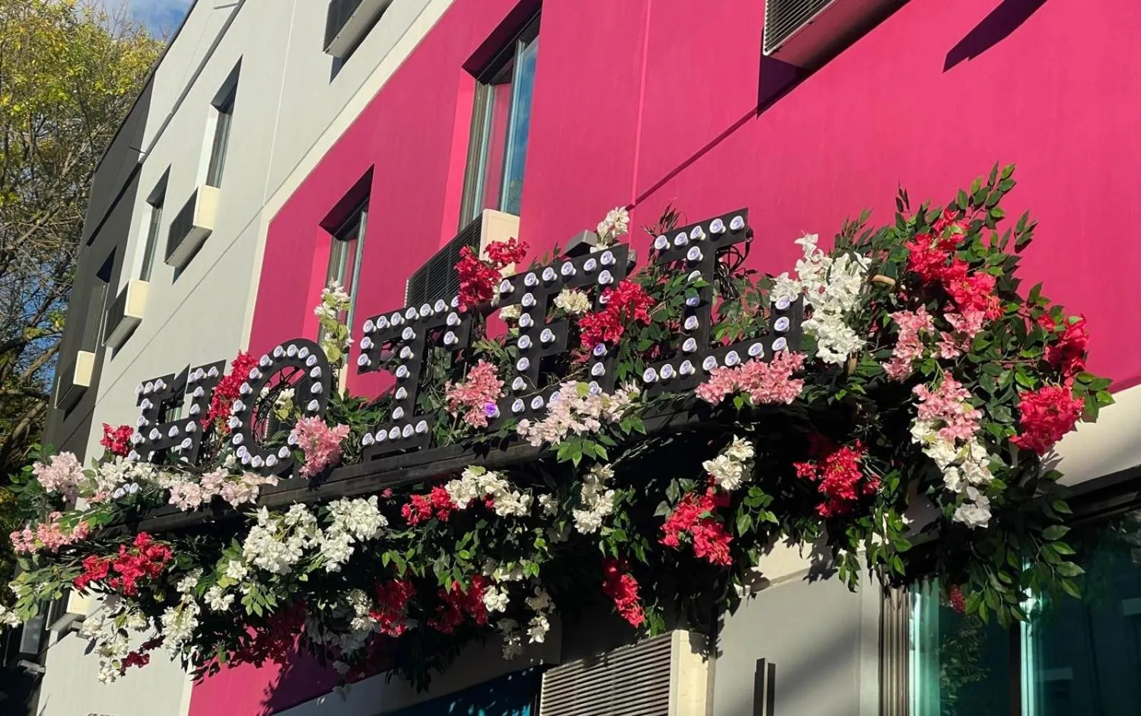 Property building in Hotel OPUS Bronx Near Bay Plaza Mall