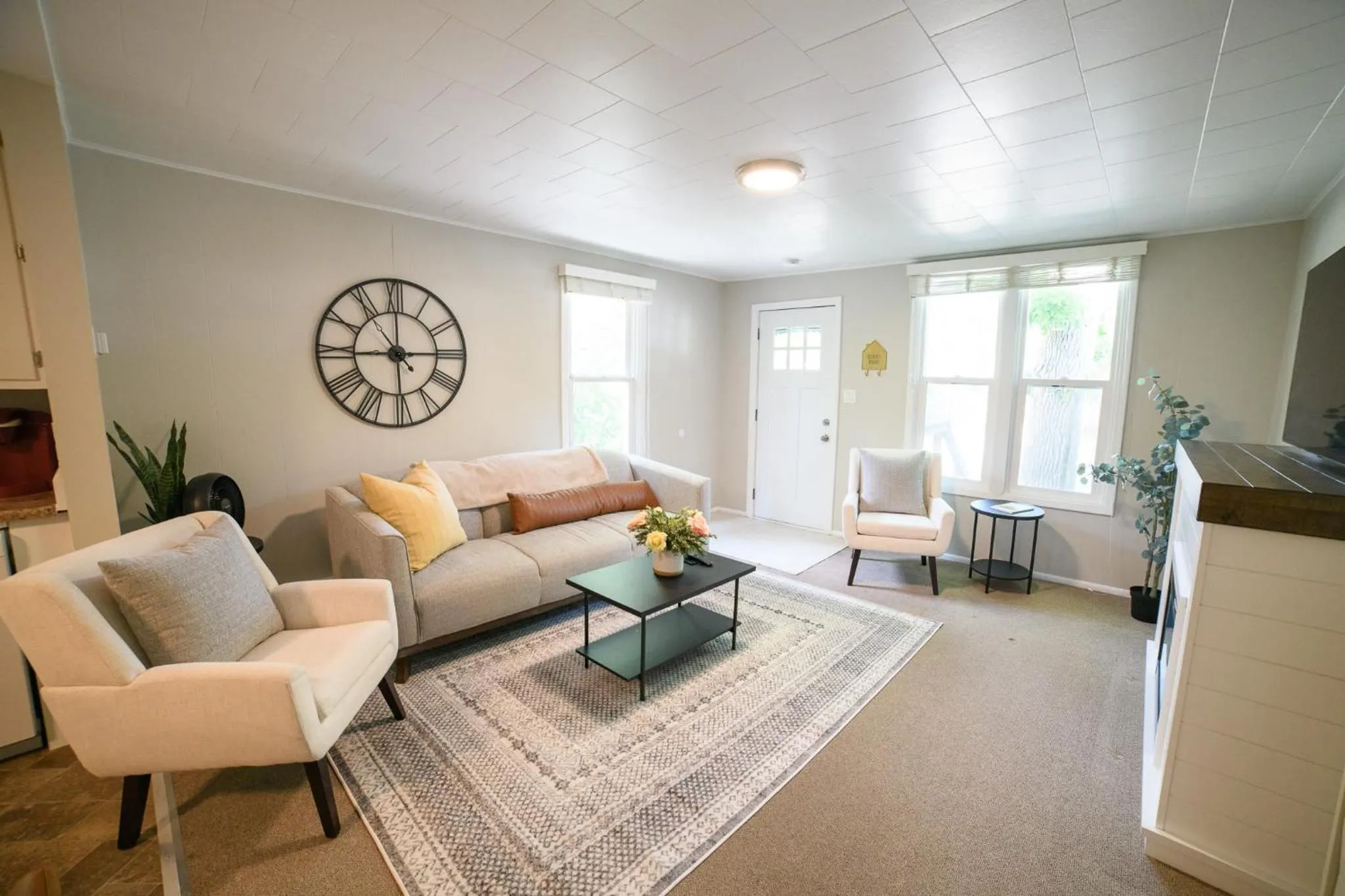 Living room in Adorable and Cozy Bungalow