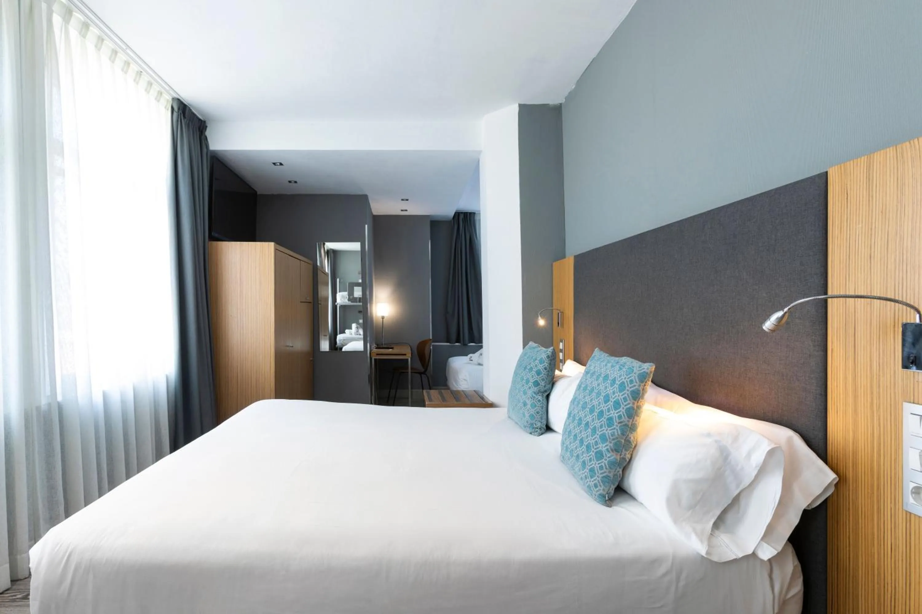 Bed in Petit Palace Alcalá