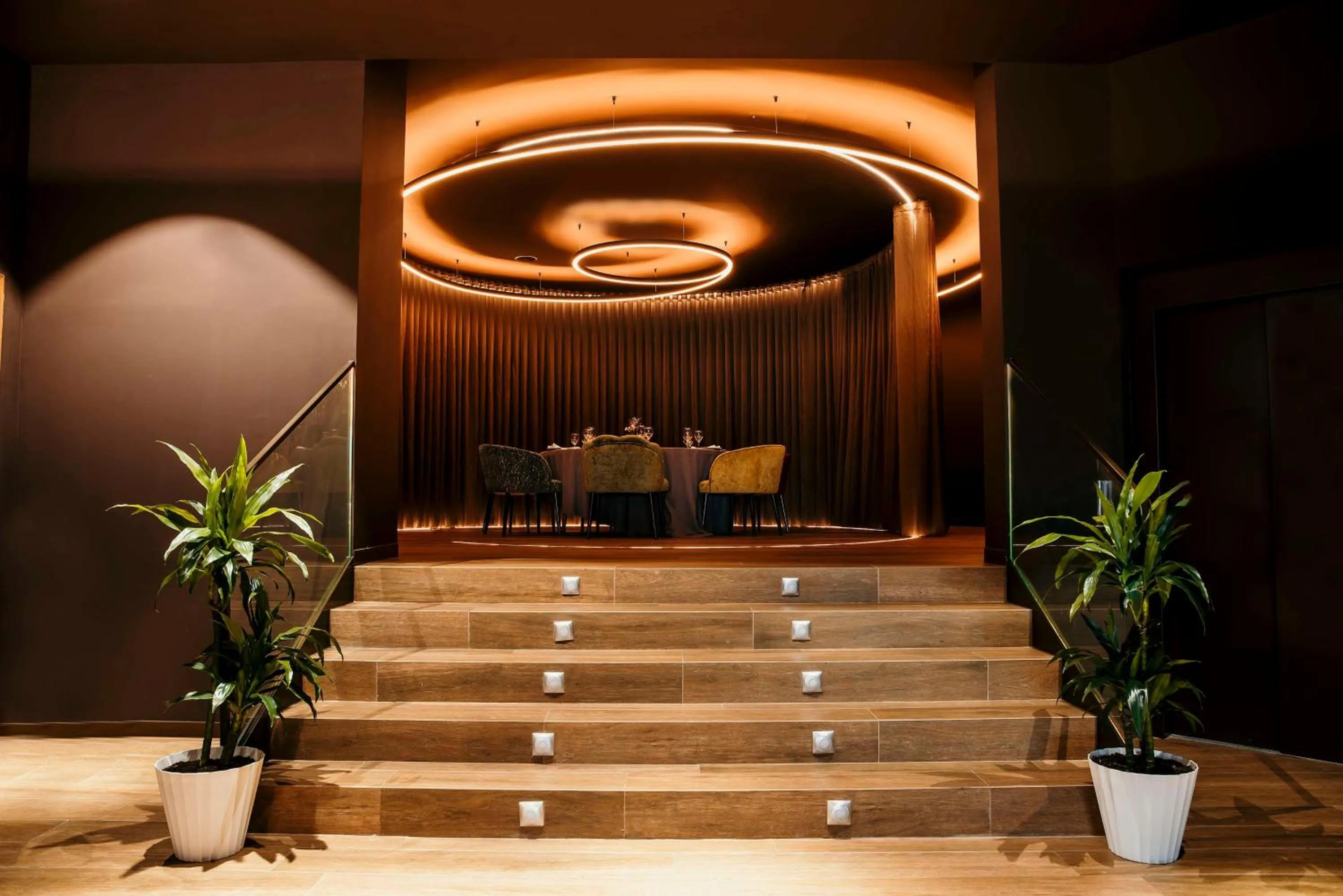 Restaurant/places to eat in NH Gran Hotel Casino de Extremadura