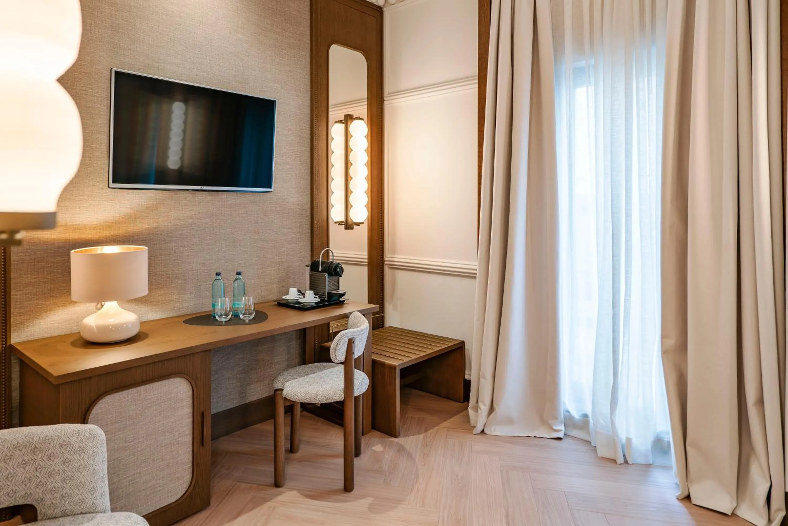 Standard Double or Twin Room with Balcony in Vincci Soho