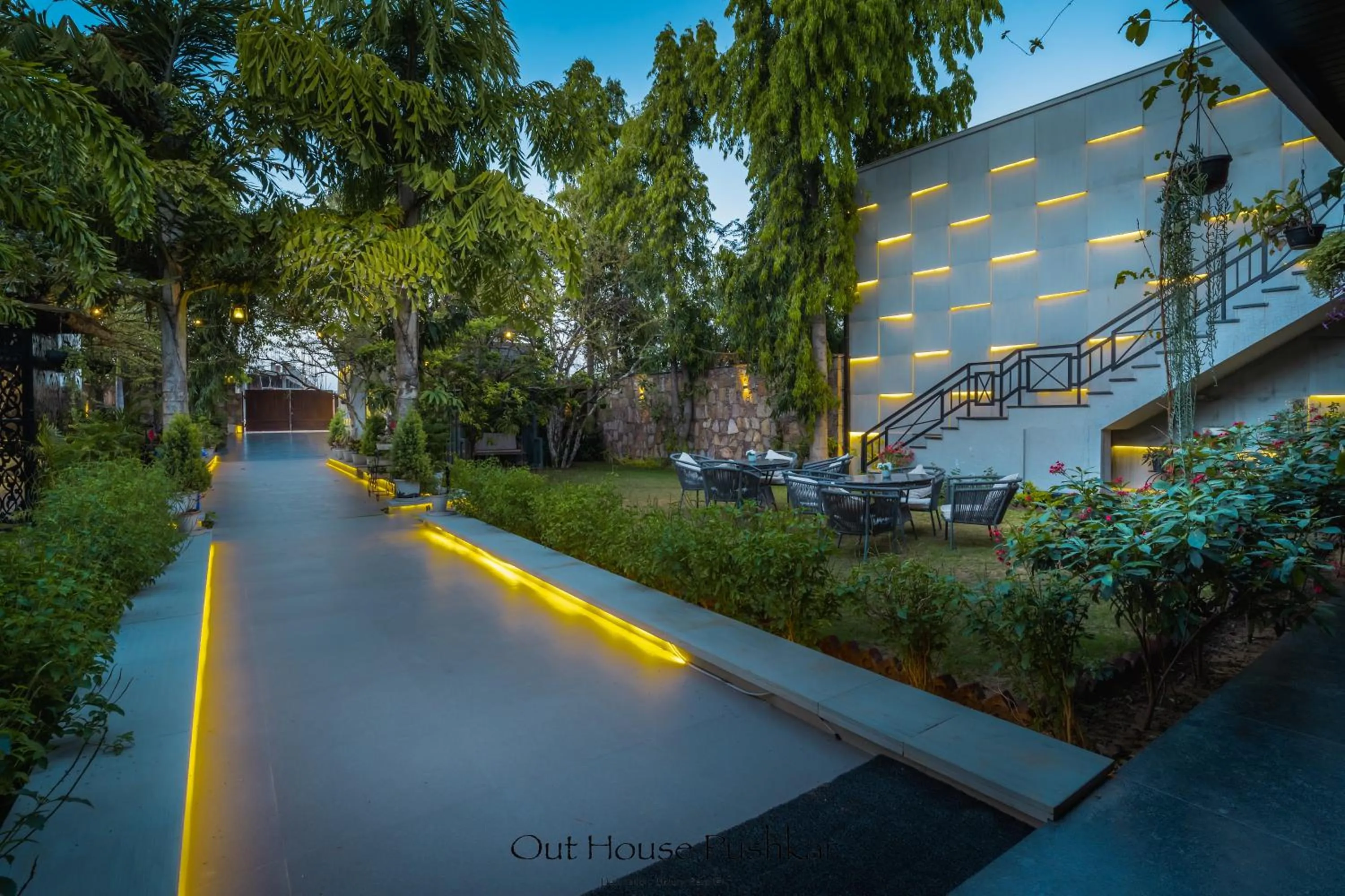 Evening entertainment in Out House Pushkar