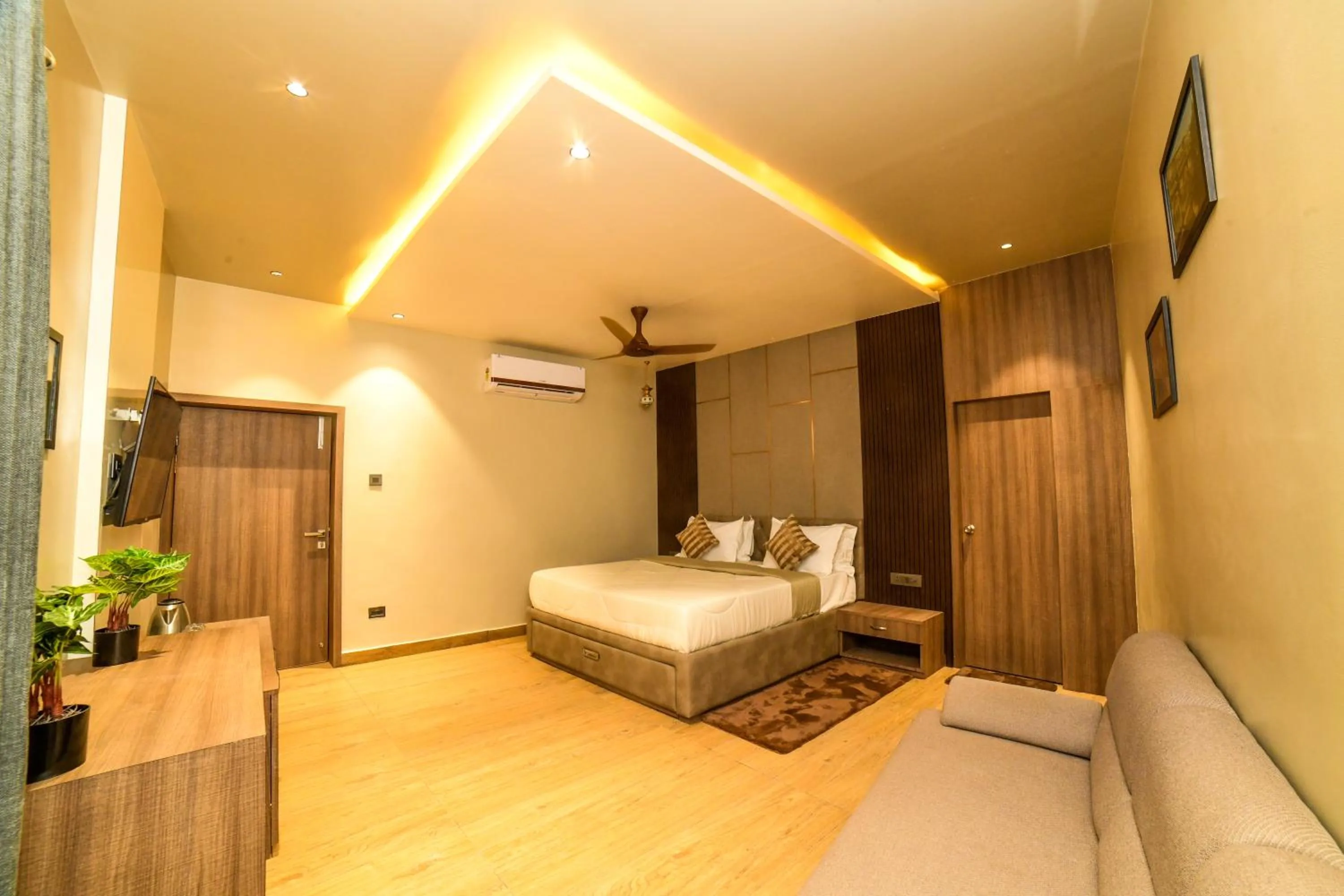 Bed in Out House Pushkar