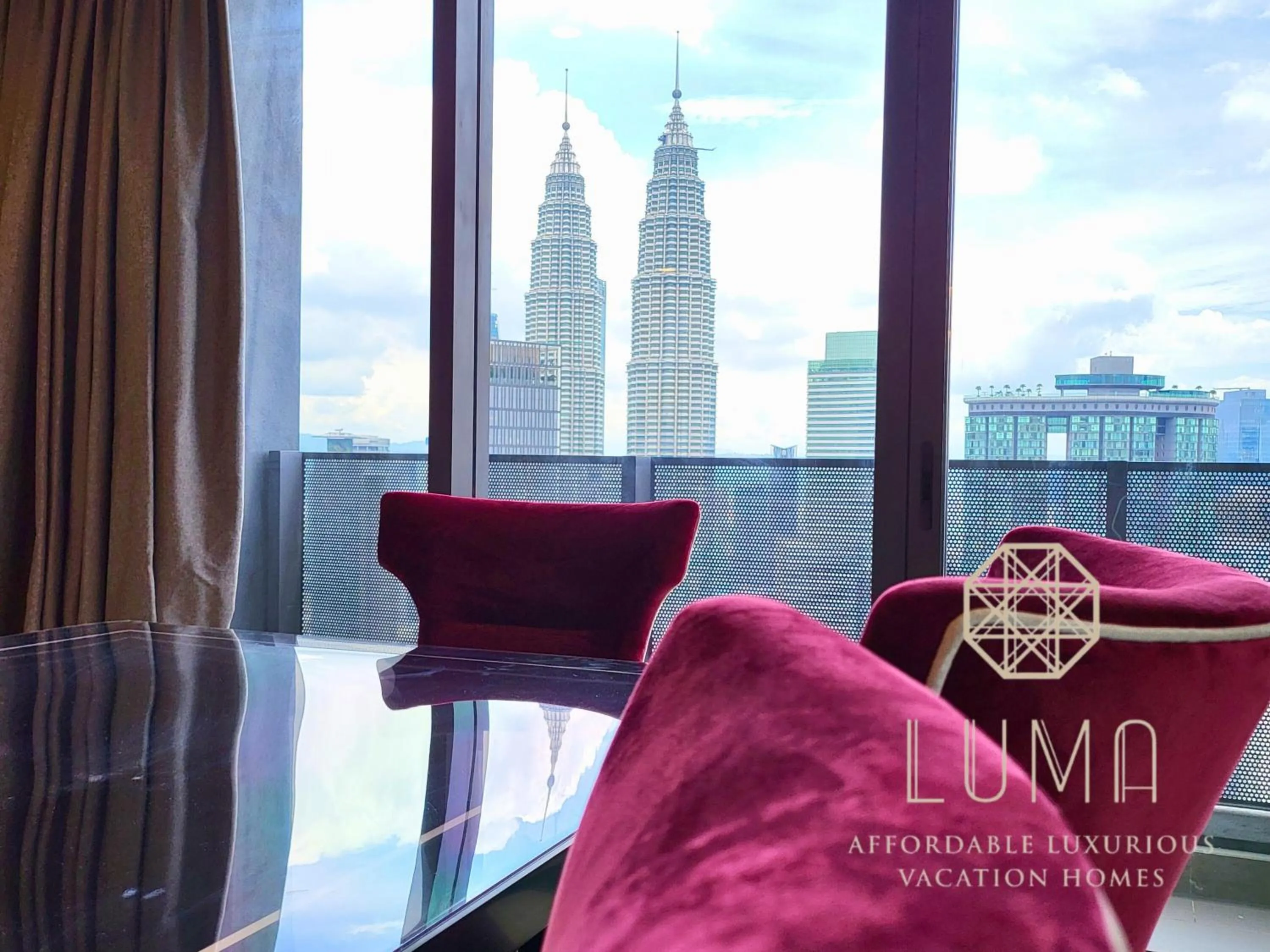 Living room in The Platinum 2 Kuala Lumpur by LUMA