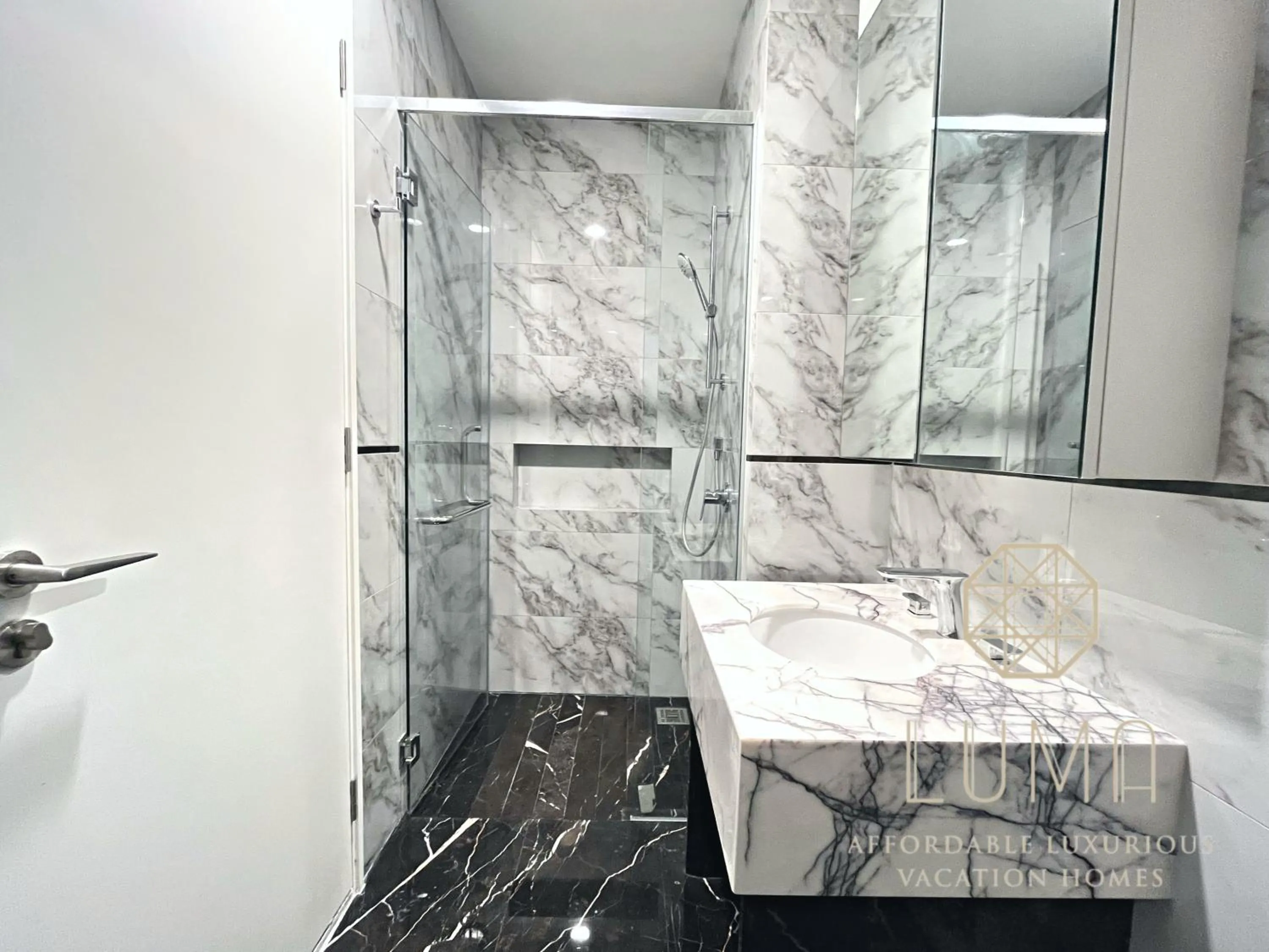 Shower in The Platinum 2 Kuala Lumpur by LUMA