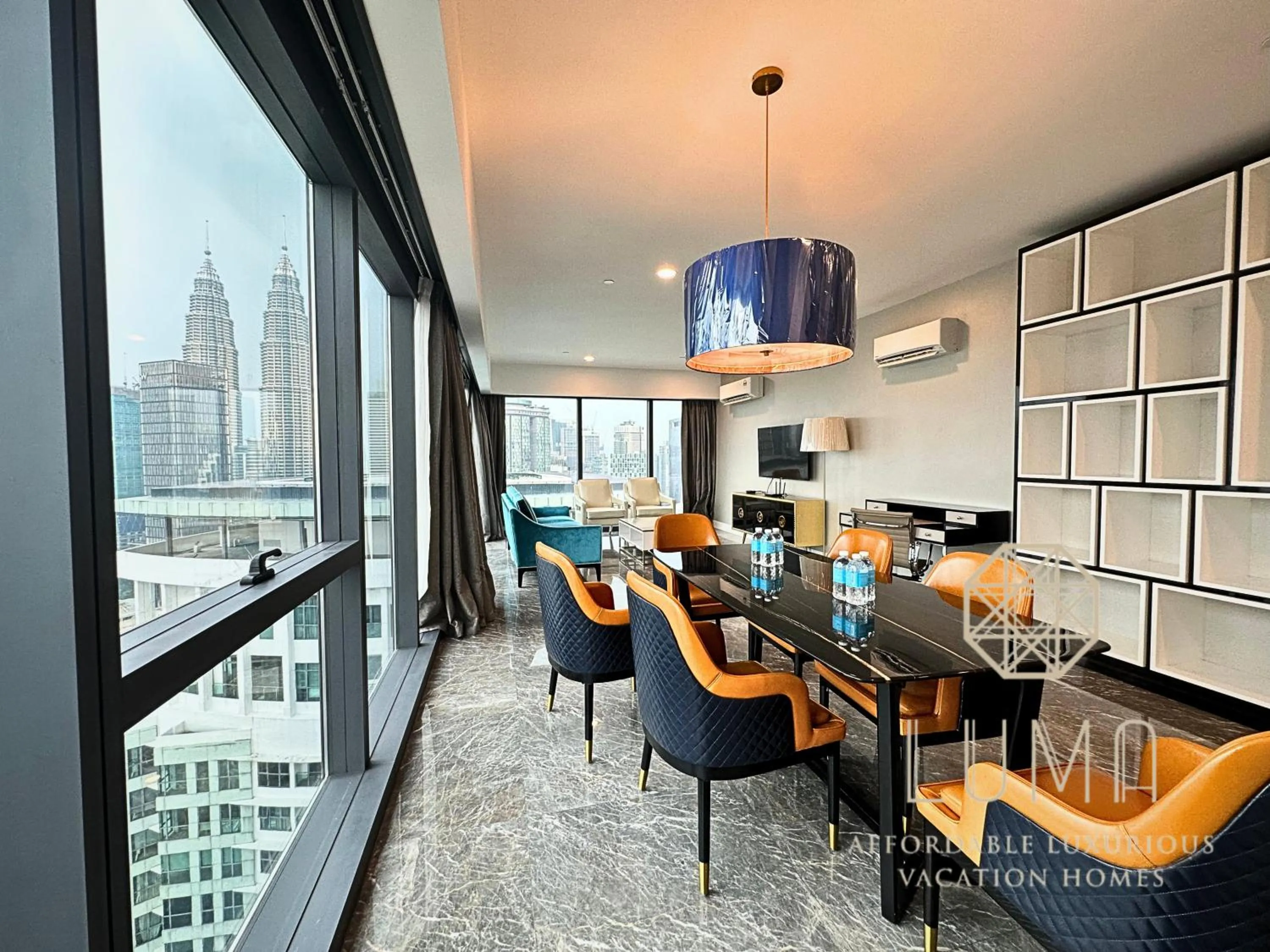 Living room in The Platinum 2 Kuala Lumpur by LUMA
