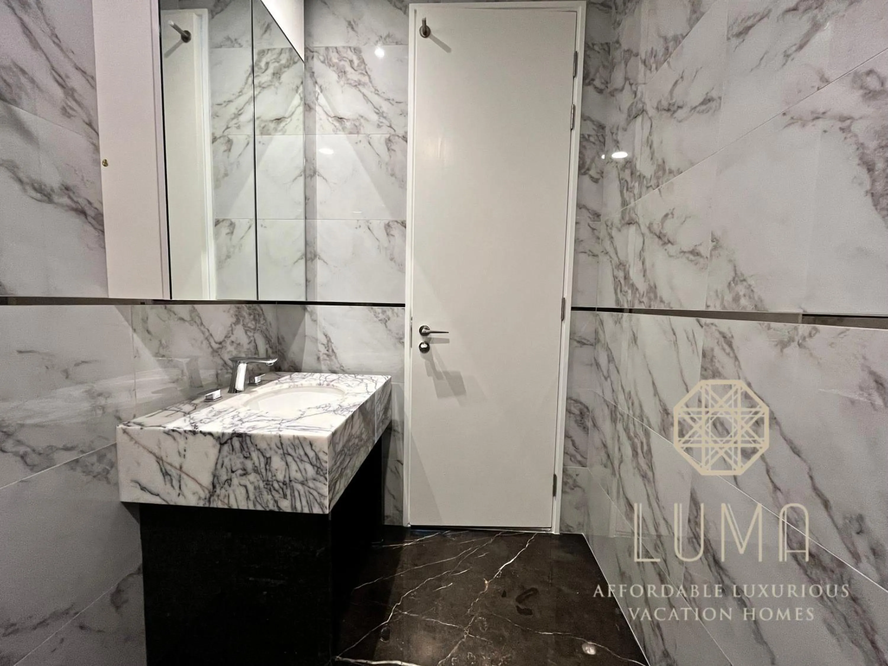 Bathroom in The Platinum 2 Kuala Lumpur by LUMA