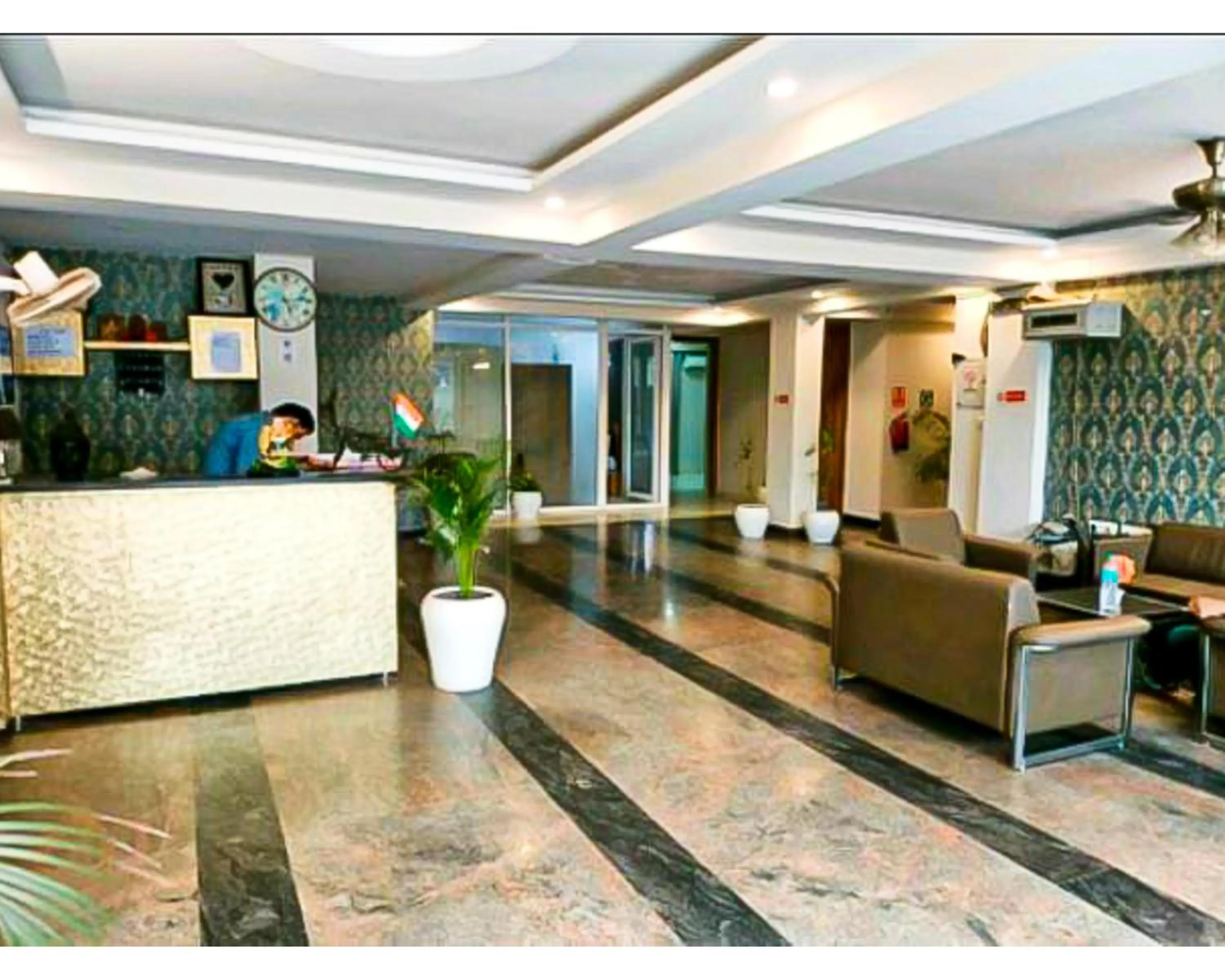 Lobby or reception in Hotel Shree Shyam By WB Inn