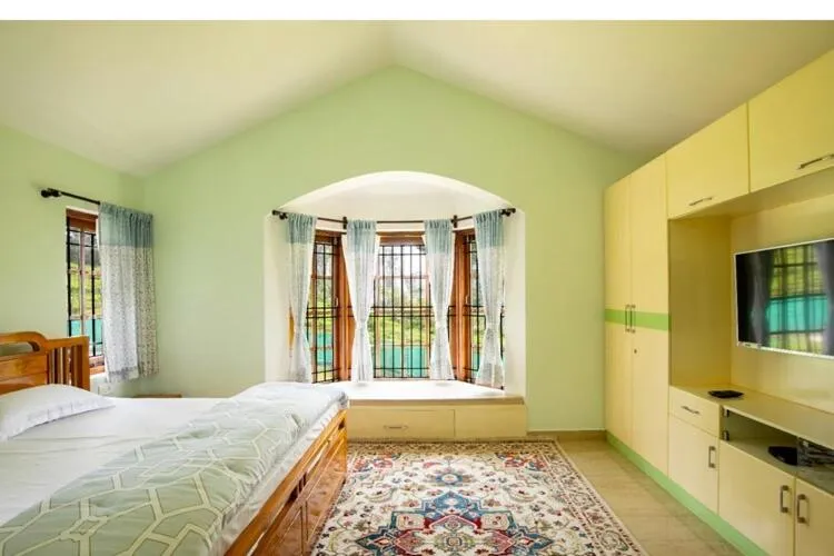 Bed in Habba Kadal Kashmiri Heritage Hotel & Hub