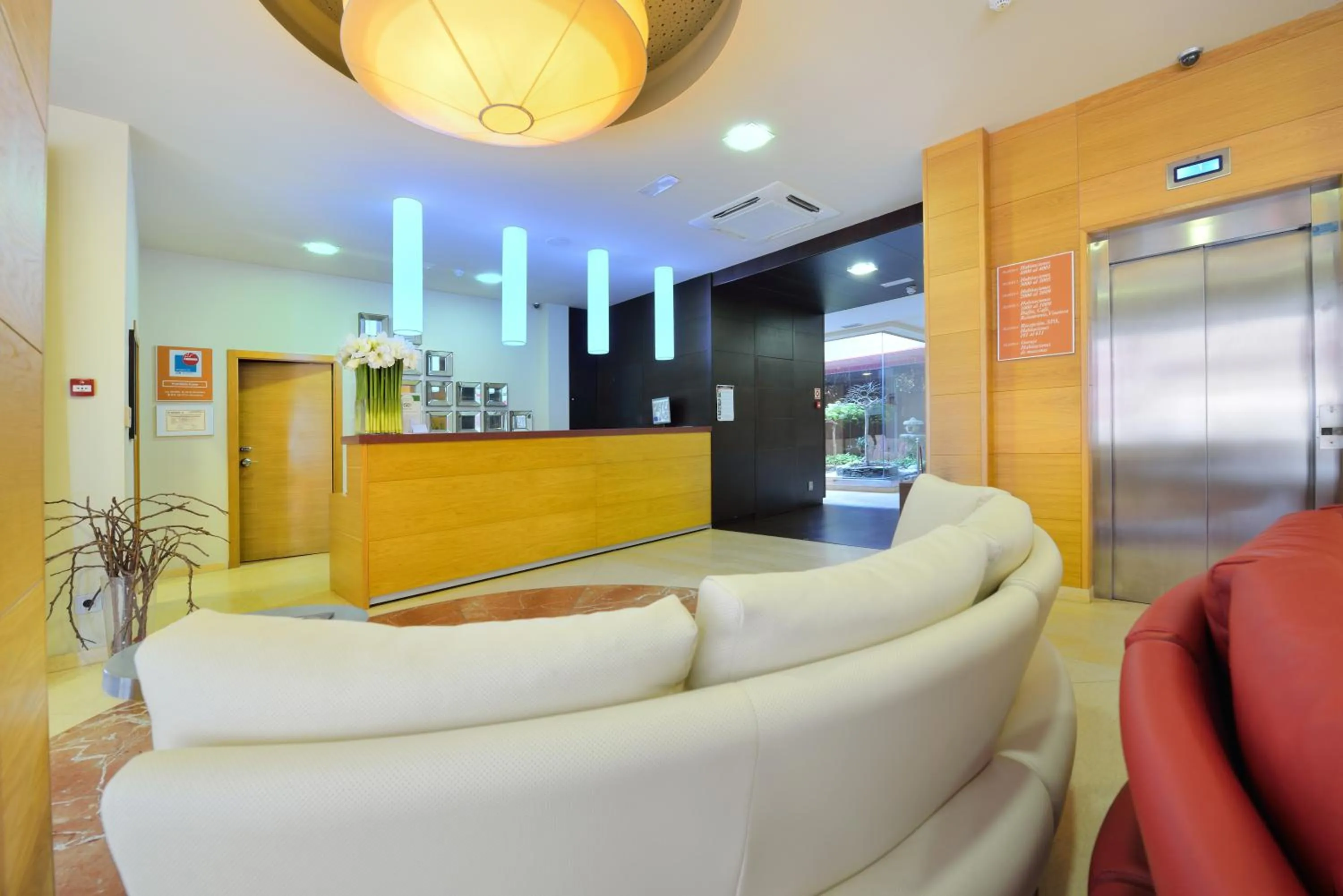 Lobby or reception in Hotel Spa Norat O Grove 3* Superior