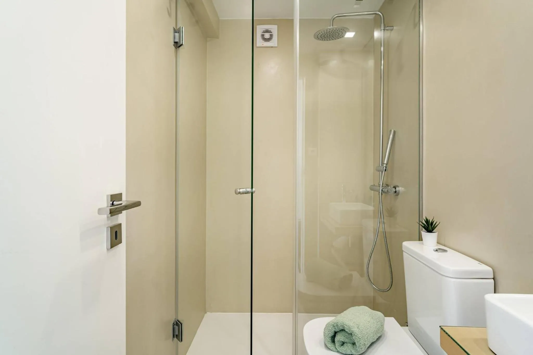 Bathroom in Downtown Private Rooftop Experience