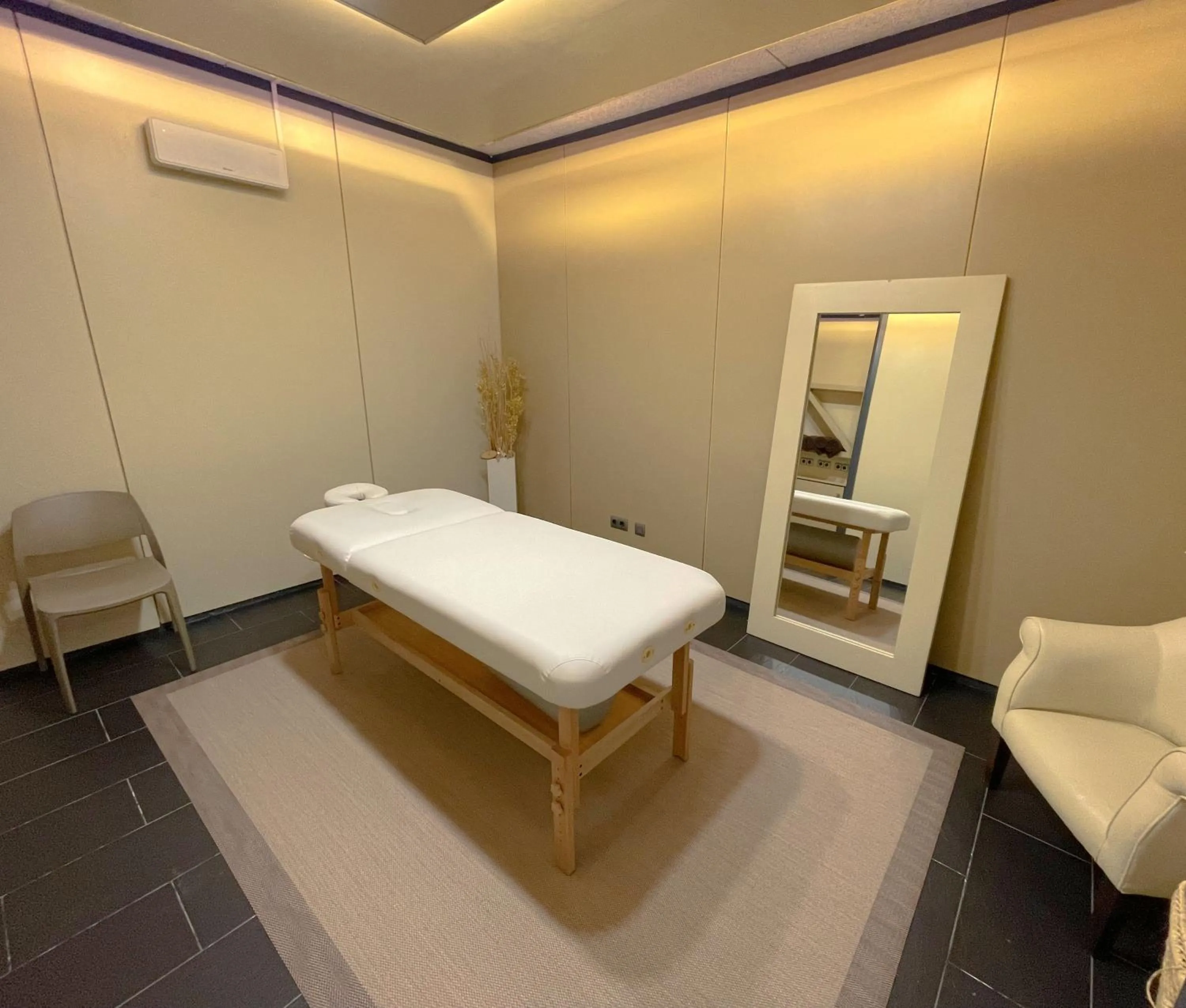 Massage in Hotel Fontanals Golf