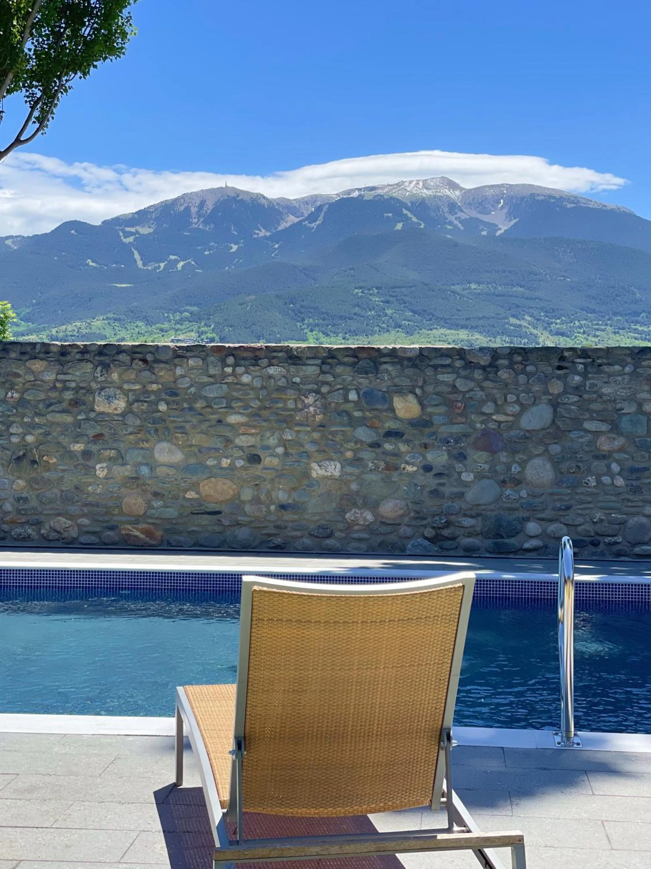 Natural landscape in Hotel Fontanals Golf