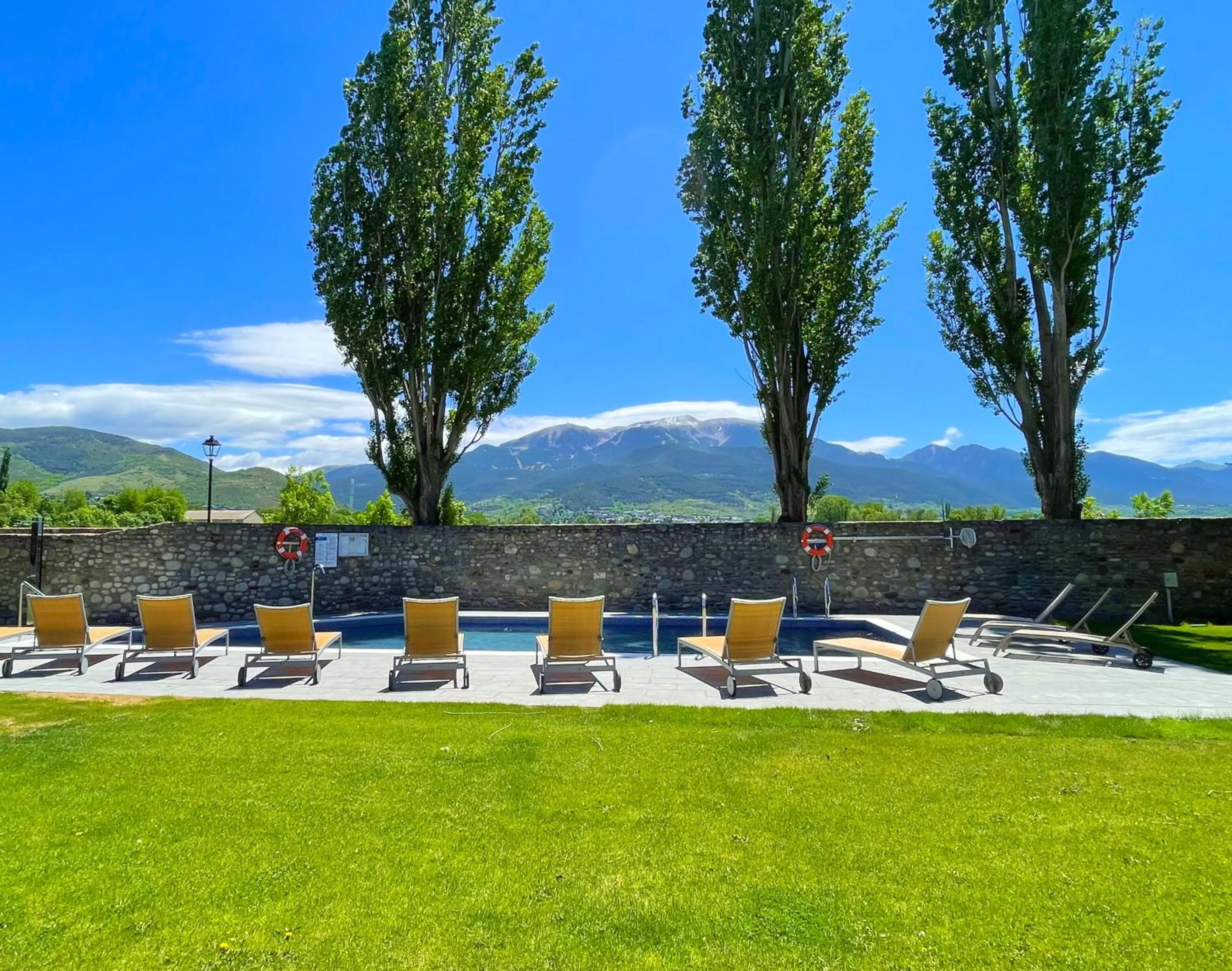 Garden in Hotel Fontanals Golf