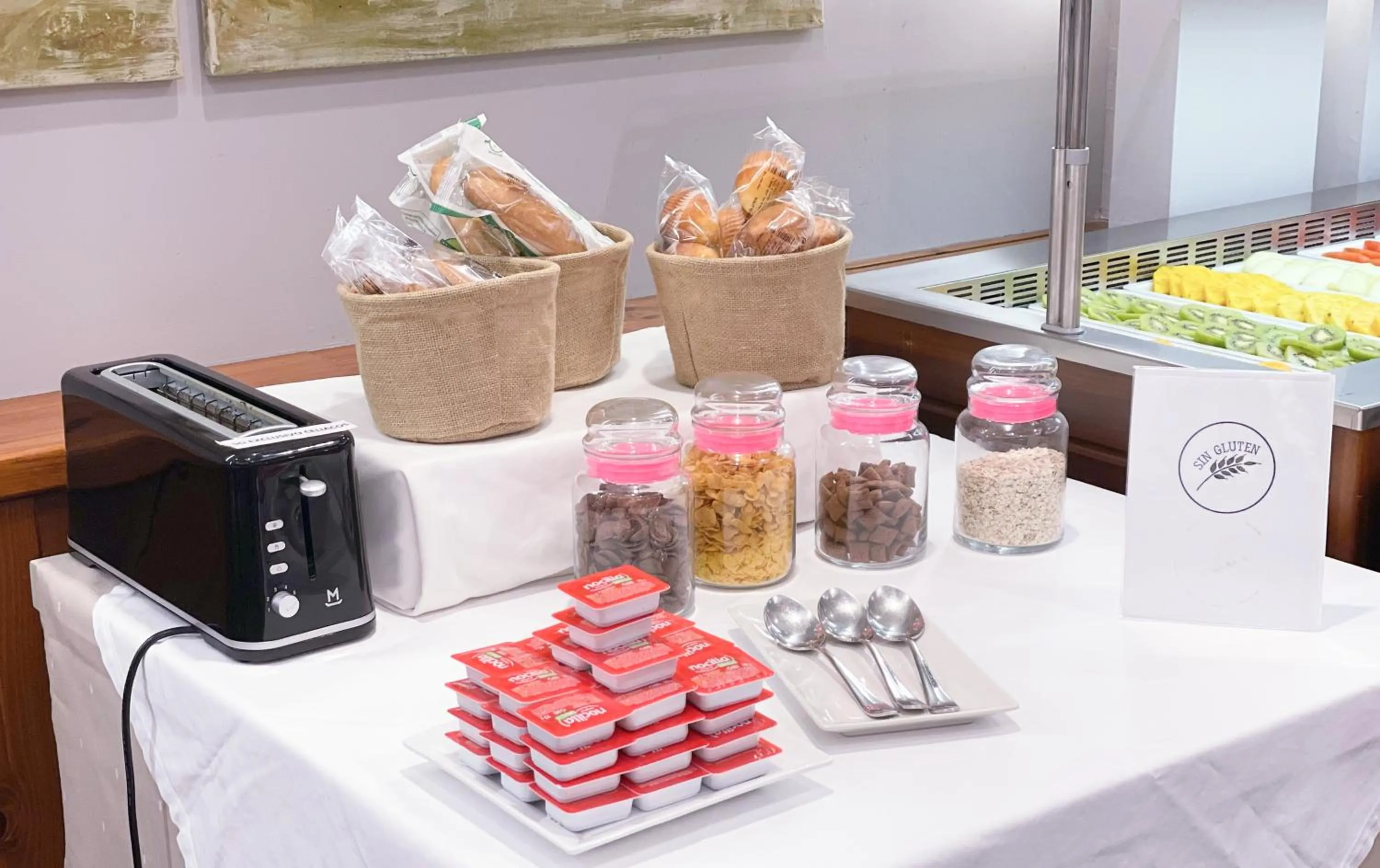 Breakfast in Hotel Fontanals Golf