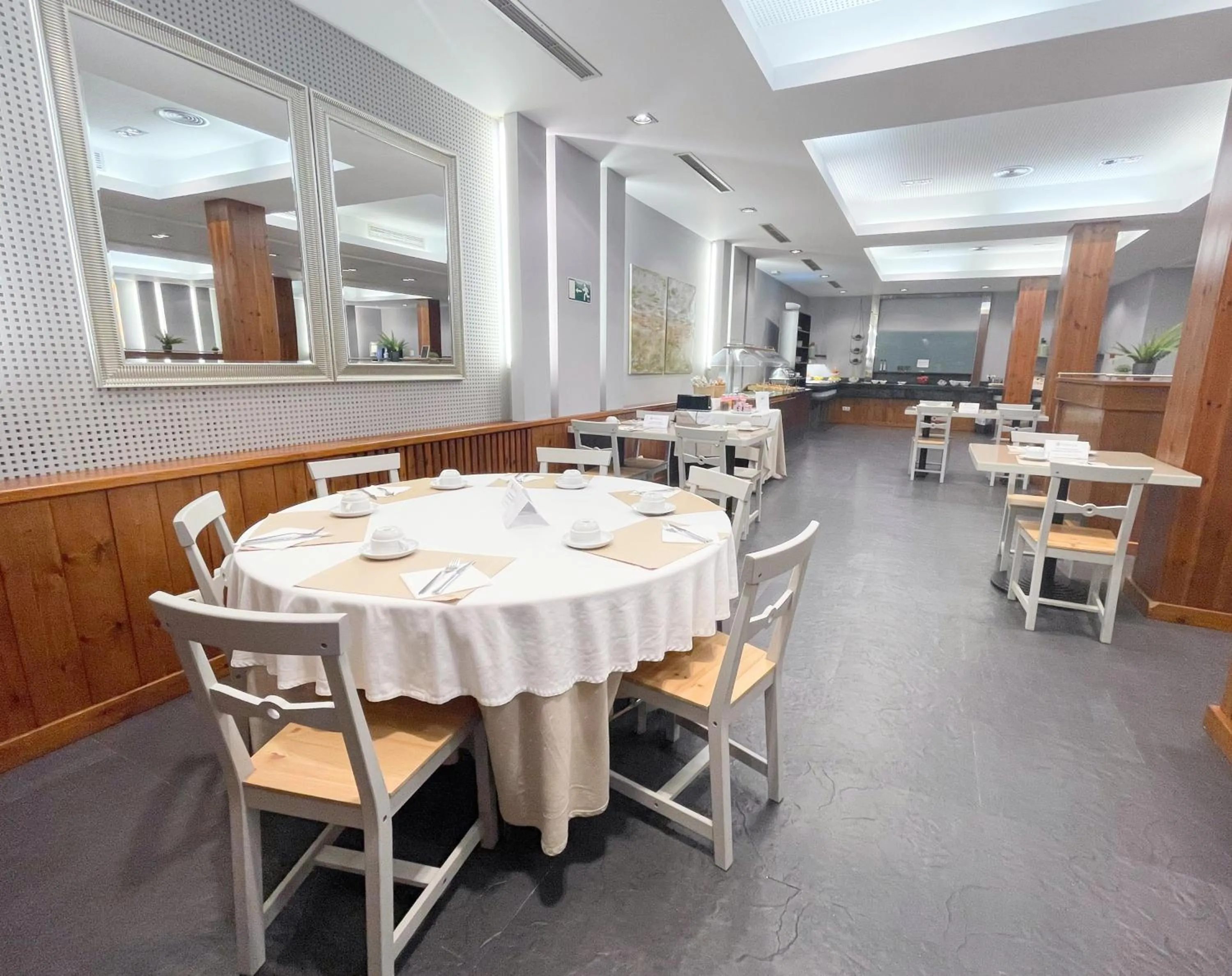 Breakfast in Hotel Fontanals Golf