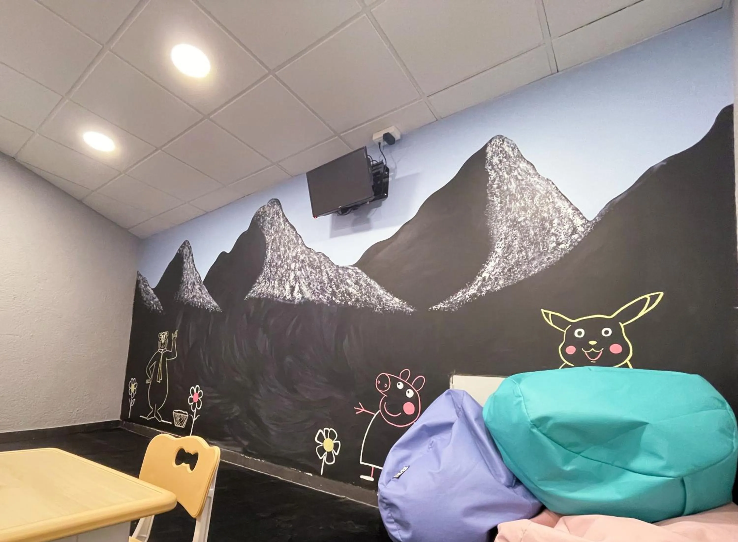 young children in Hotel Fontanals Golf