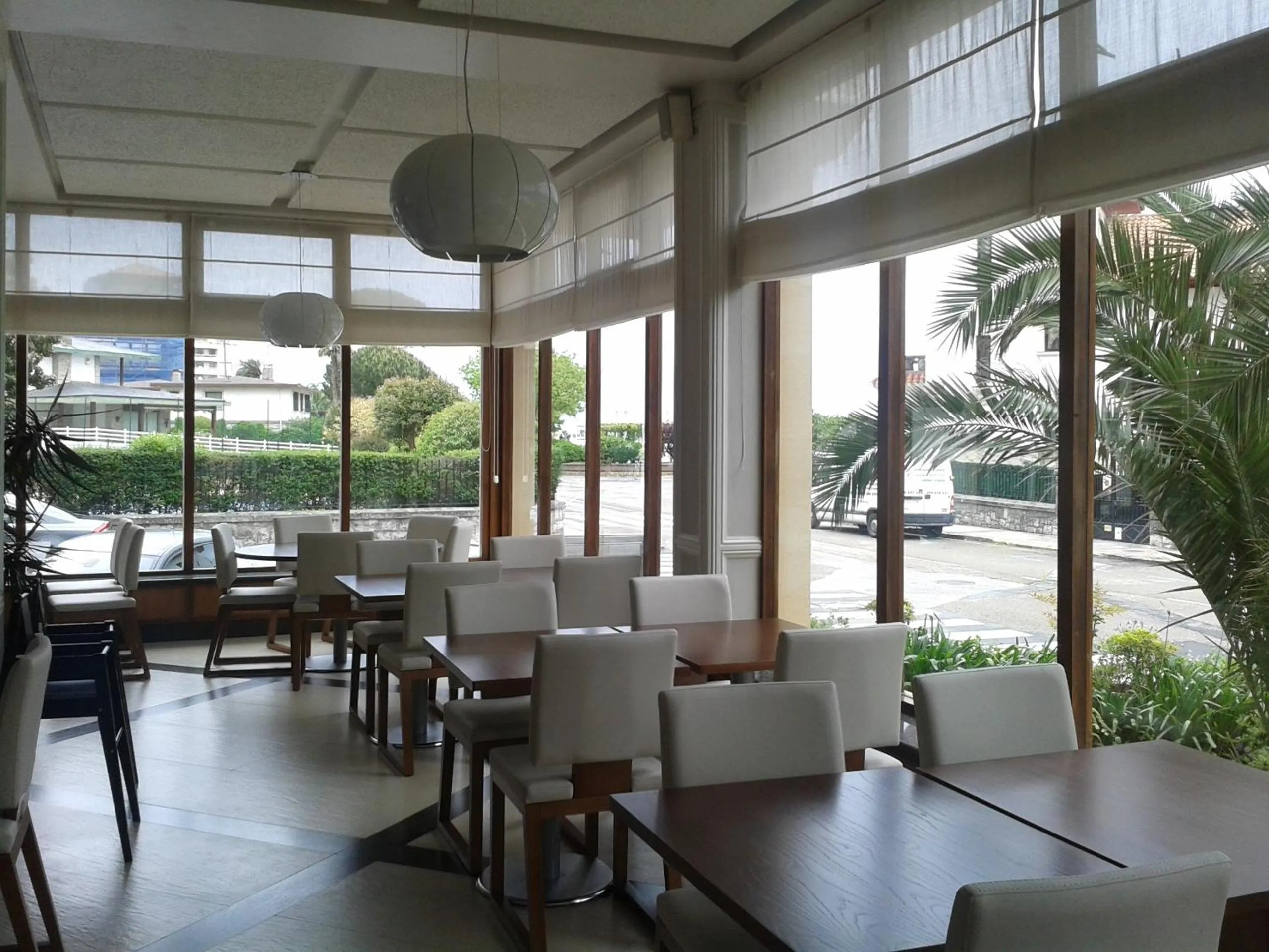 Lounge or bar in Las Rocas Playa Hotel