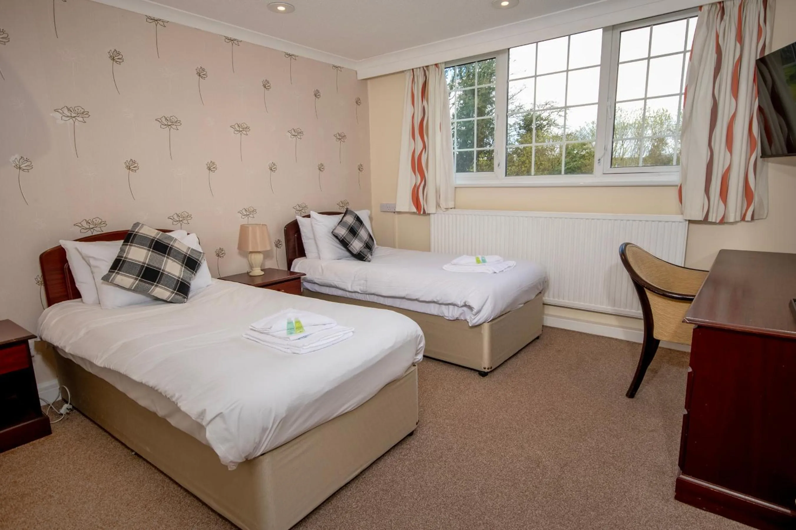 Bed in Northop Hall Country House Hotel