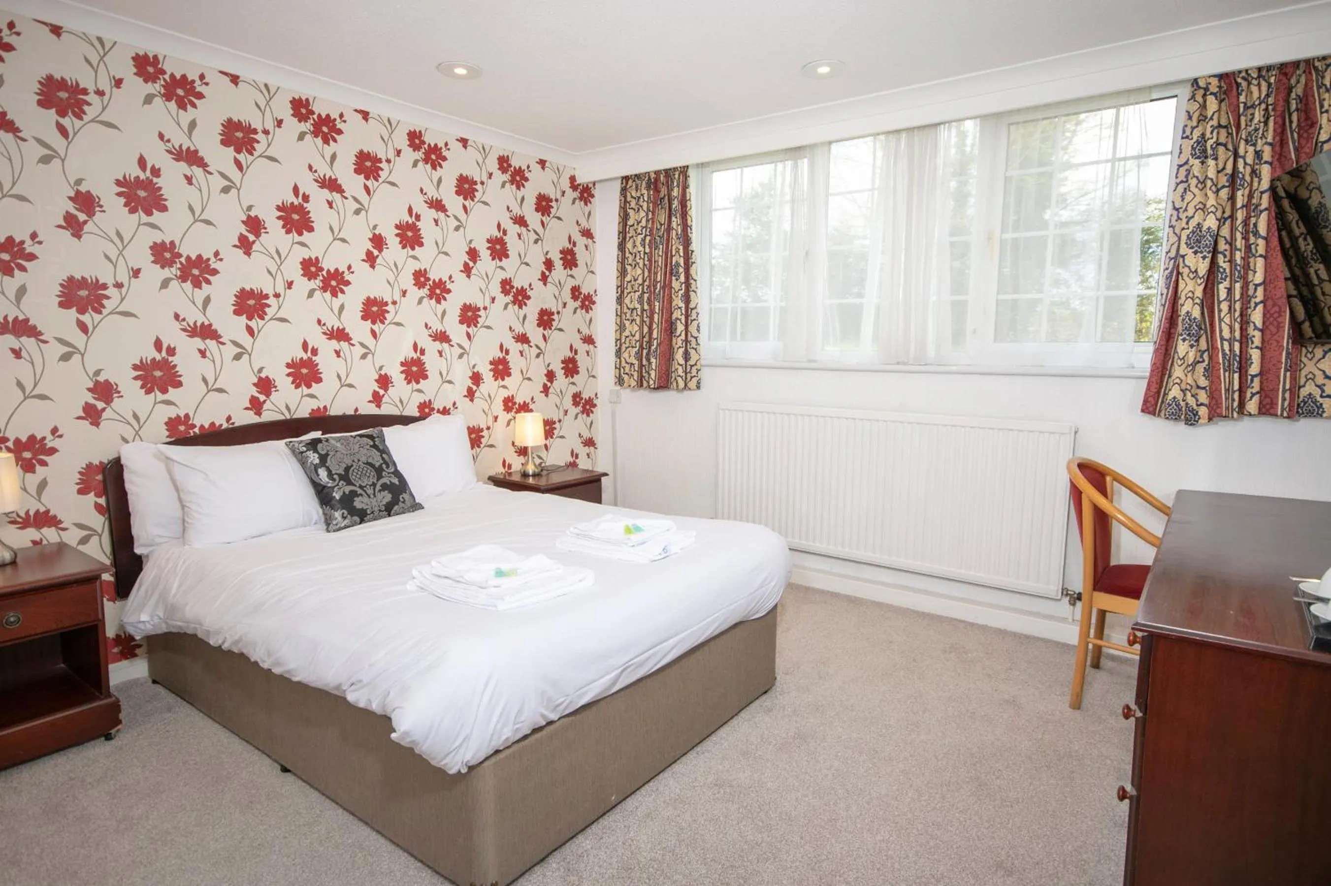 Bed in Northop Hall Country House Hotel