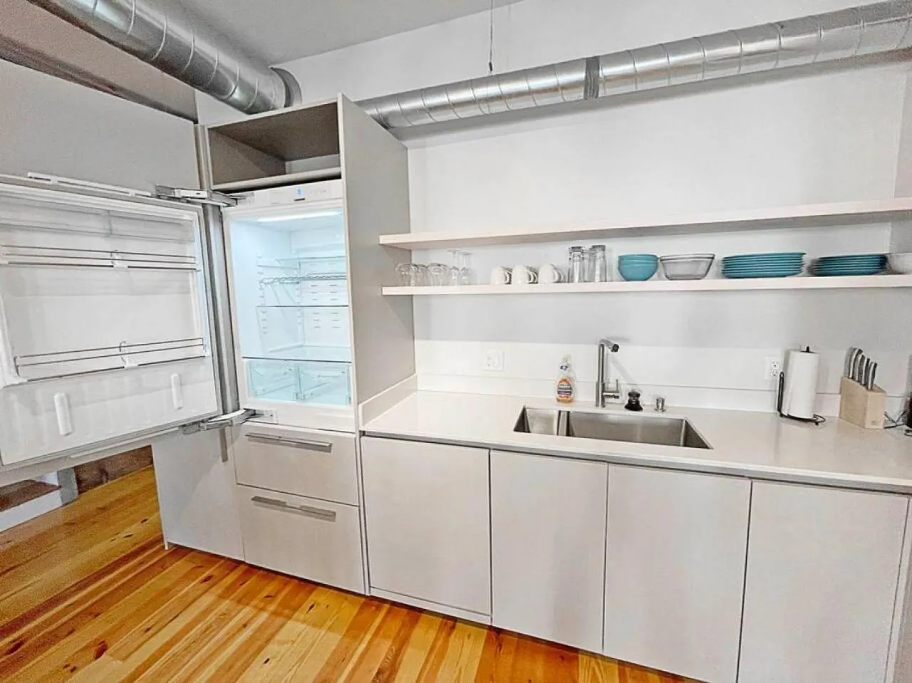 Kitchen or kitchenette in Luxury 4-Bedroom Retreat in the Heart of Over the Rhine