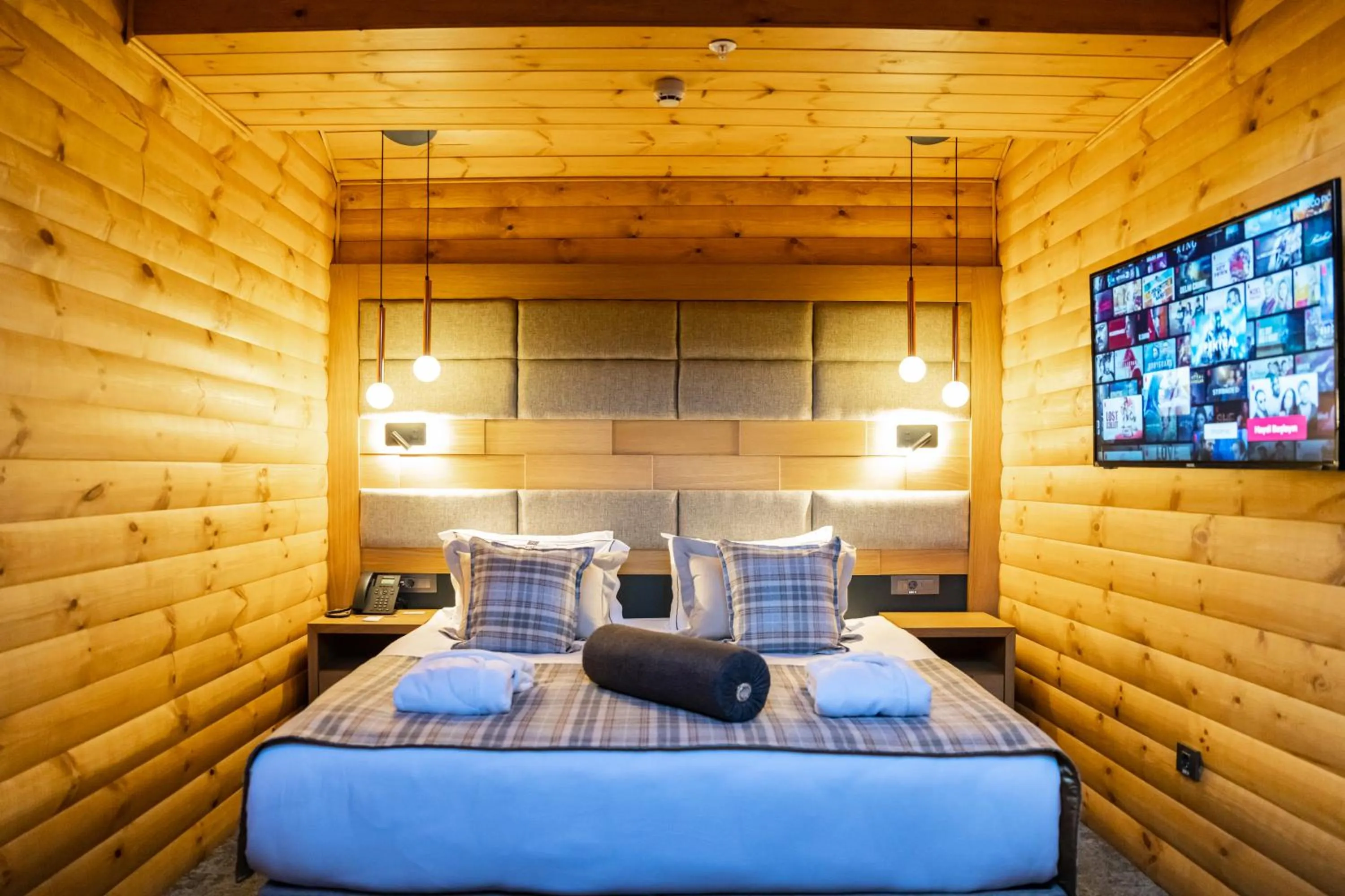 Bedroom in SARPİNO MOUNTAİN HOTEL