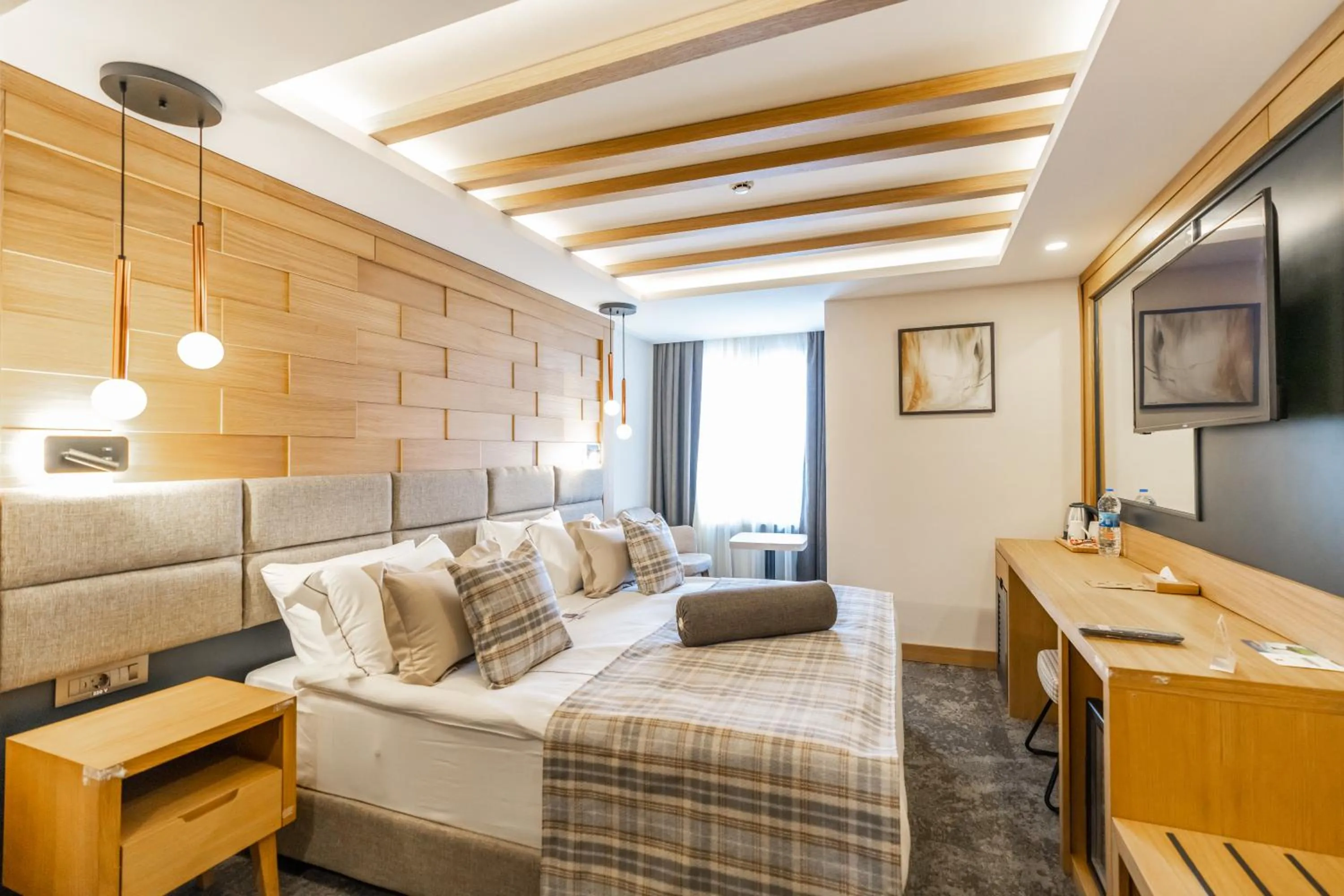 Photo of the whole room, Bed in SARPİNO MOUNTAİN HOTEL