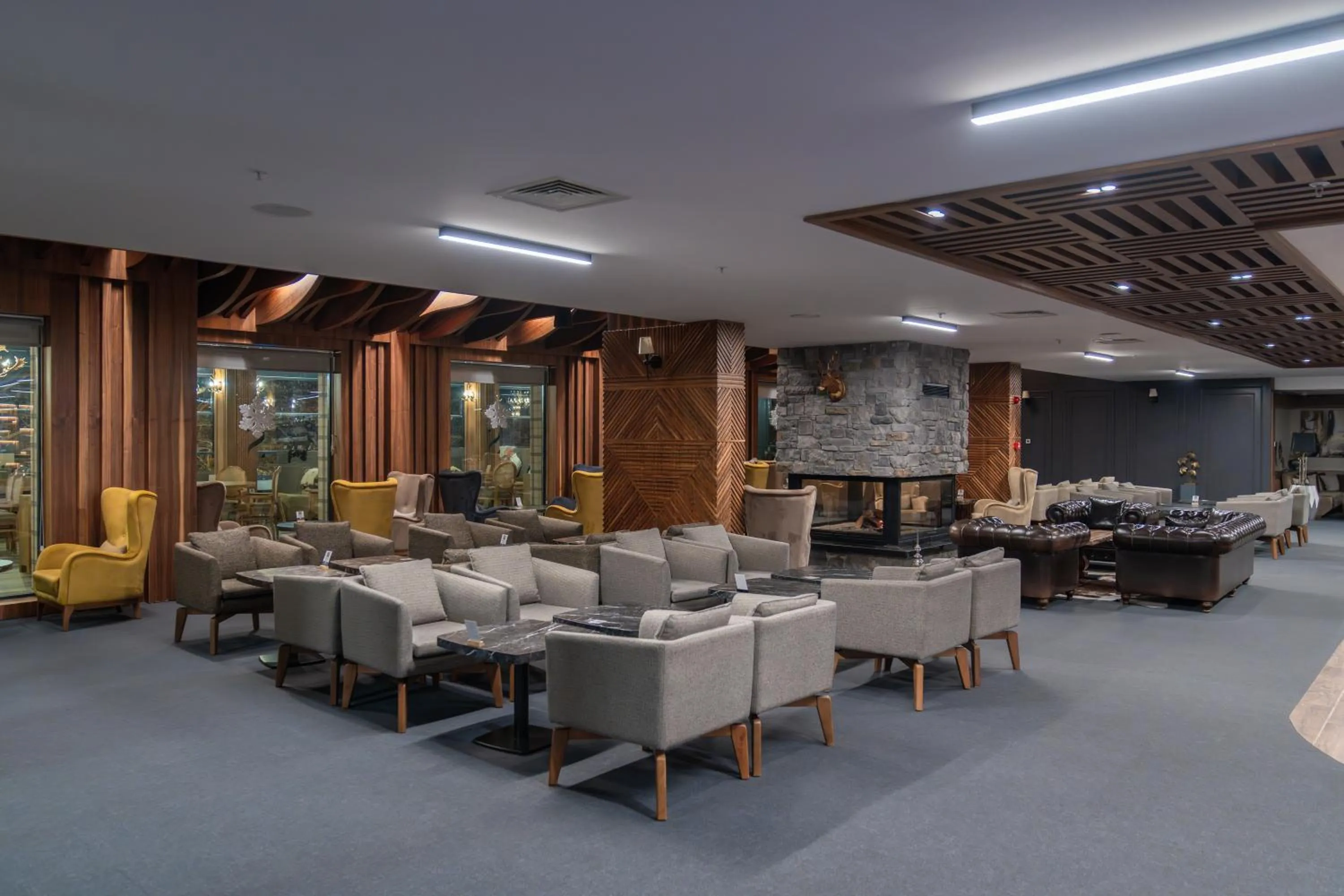 Restaurant/places to eat in SARPİNO MOUNTAİN HOTEL