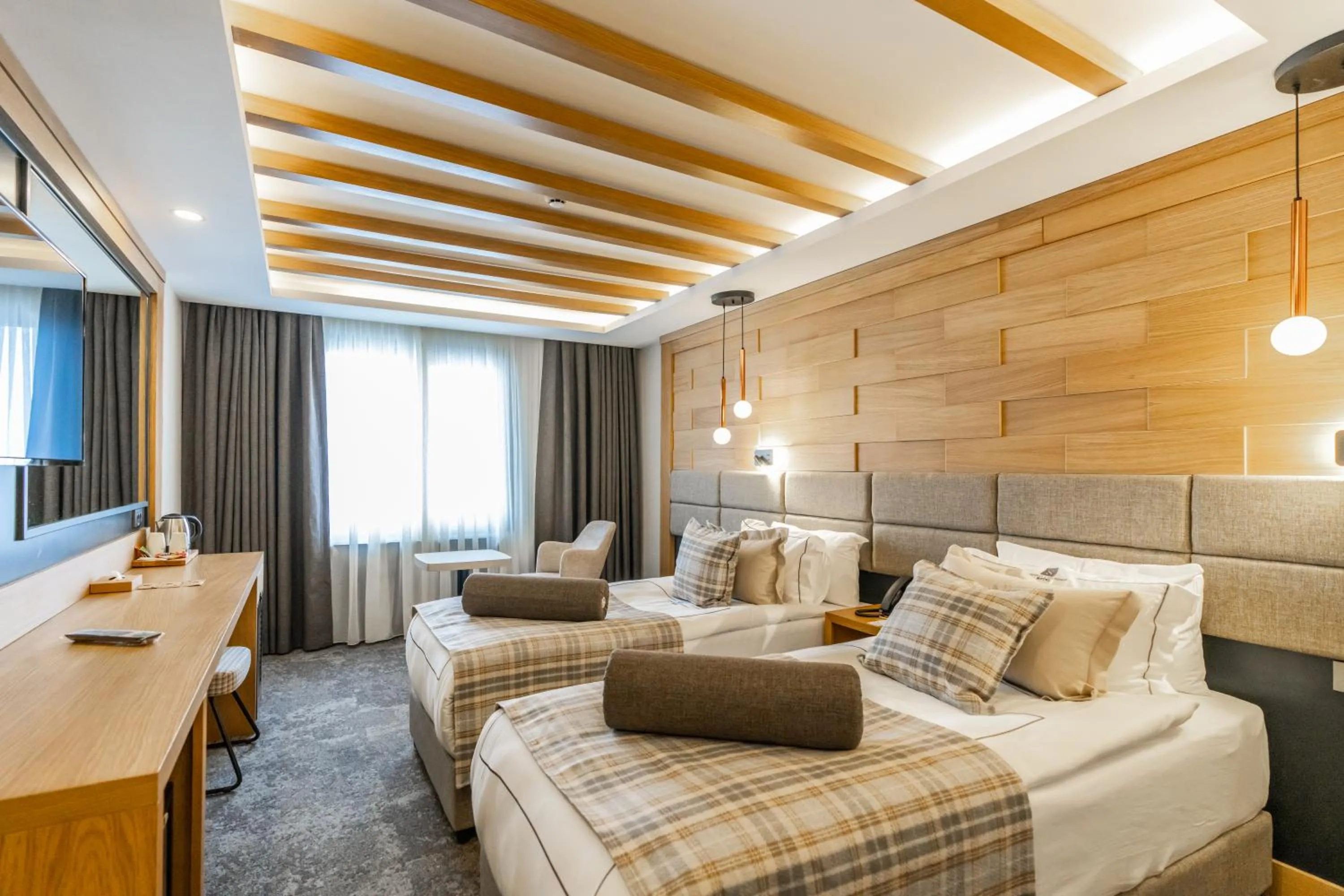 Photo of the whole room, Bed in SARPİNO MOUNTAİN HOTEL