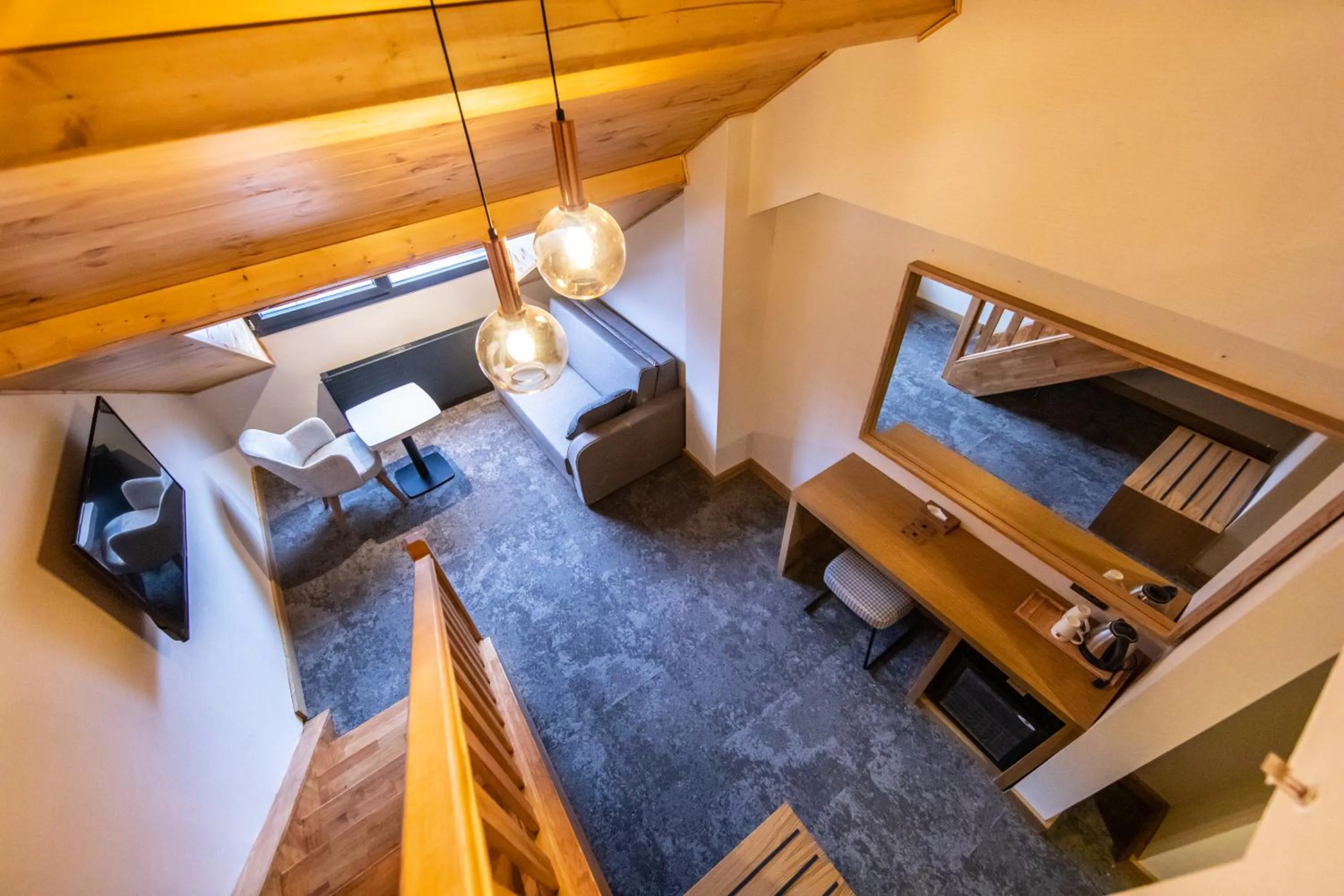 Communal lounge/ TV room in SARPİNO MOUNTAİN HOTEL