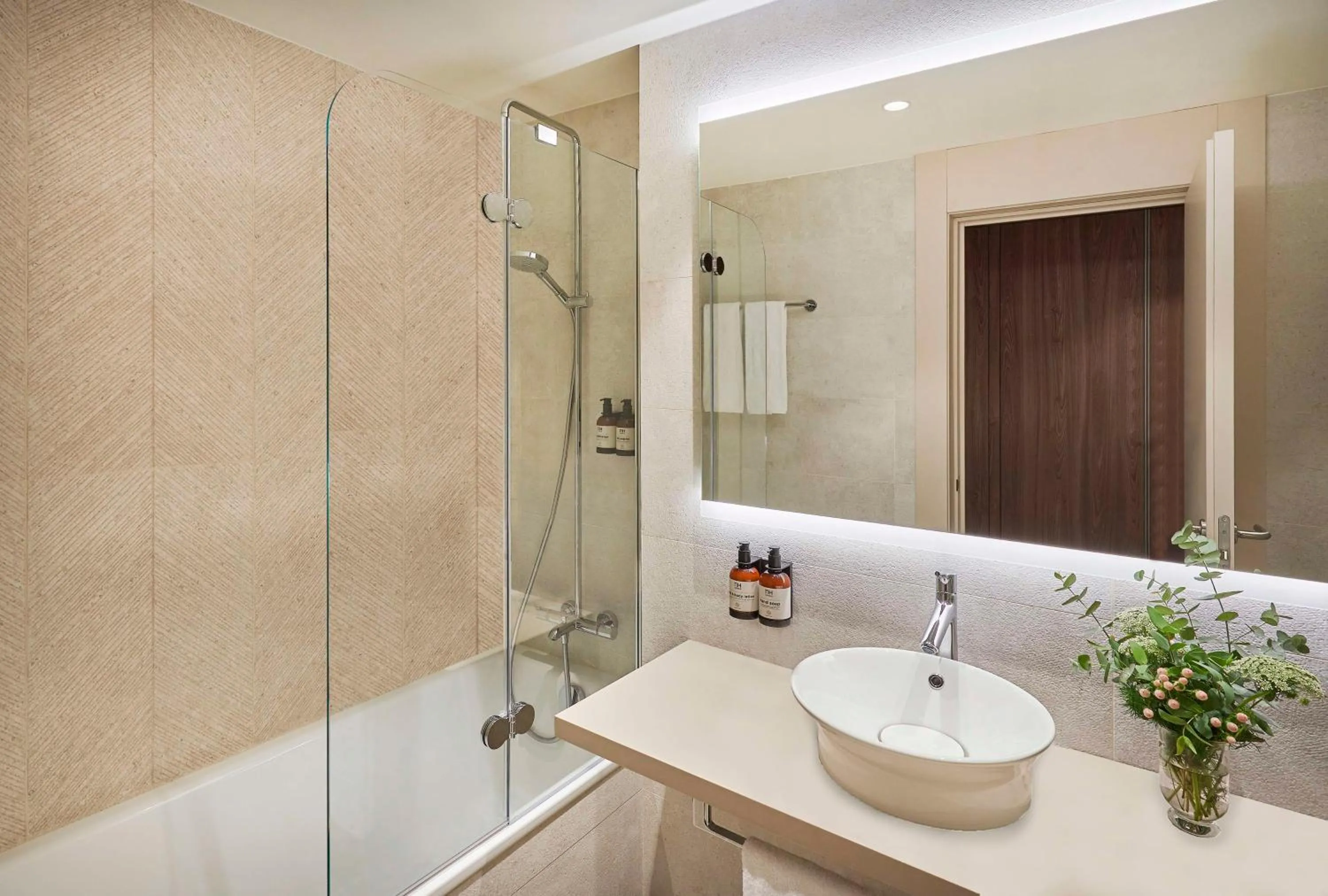 Bathroom in NH Alicante