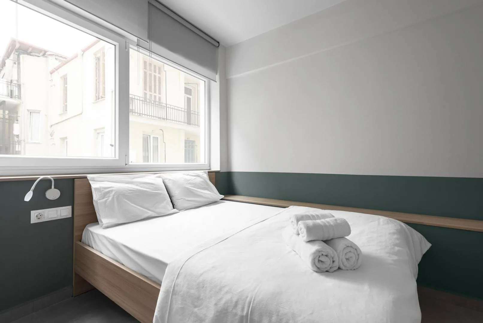 Bed in Big Apple, Nilie Hospitality MGMT