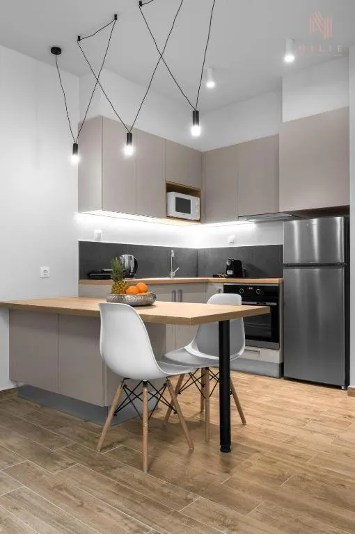 Kitchen or kitchenette in Big Apple, Nilie Hospitality MGMT