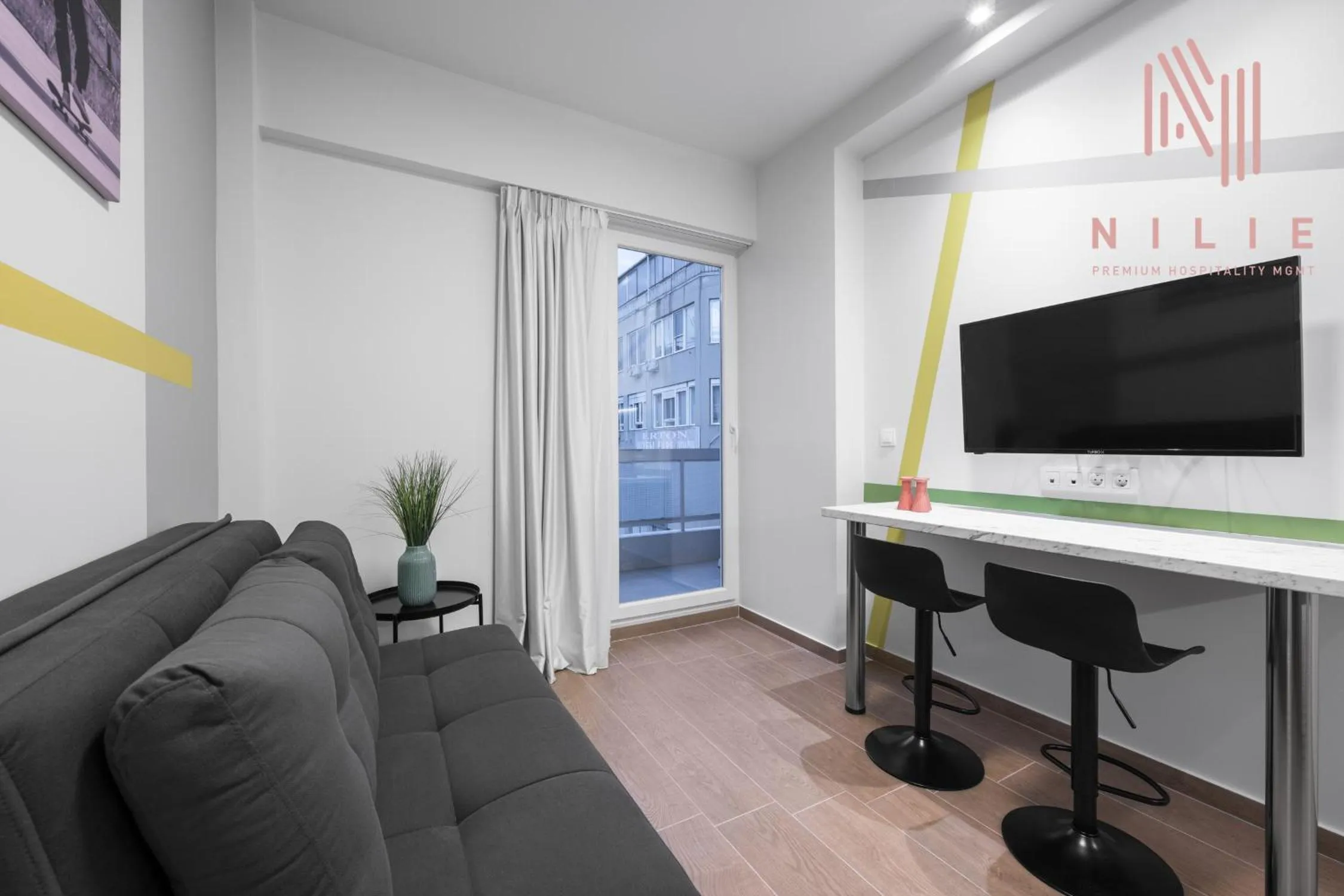 TV and multimedia in Big Apple, Nilie Hospitality MGMT