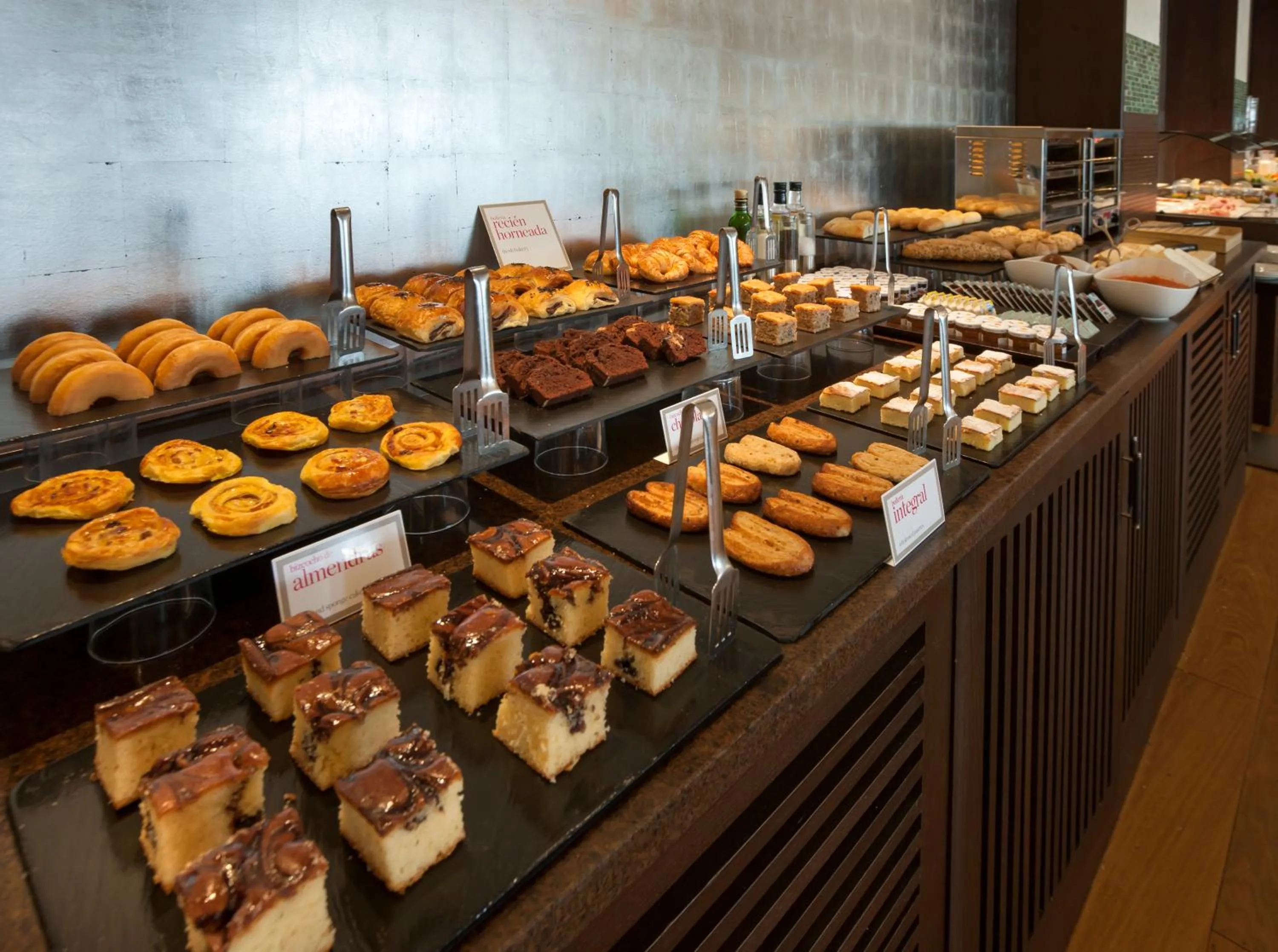Buffet breakfast in NH Collection Santiago de Compostela