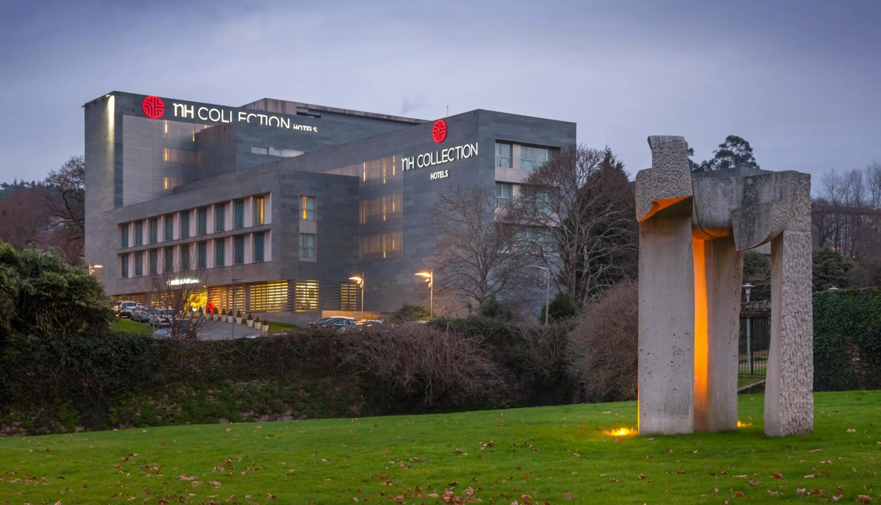 Facade/entrance in NH Collection Santiago de Compostela