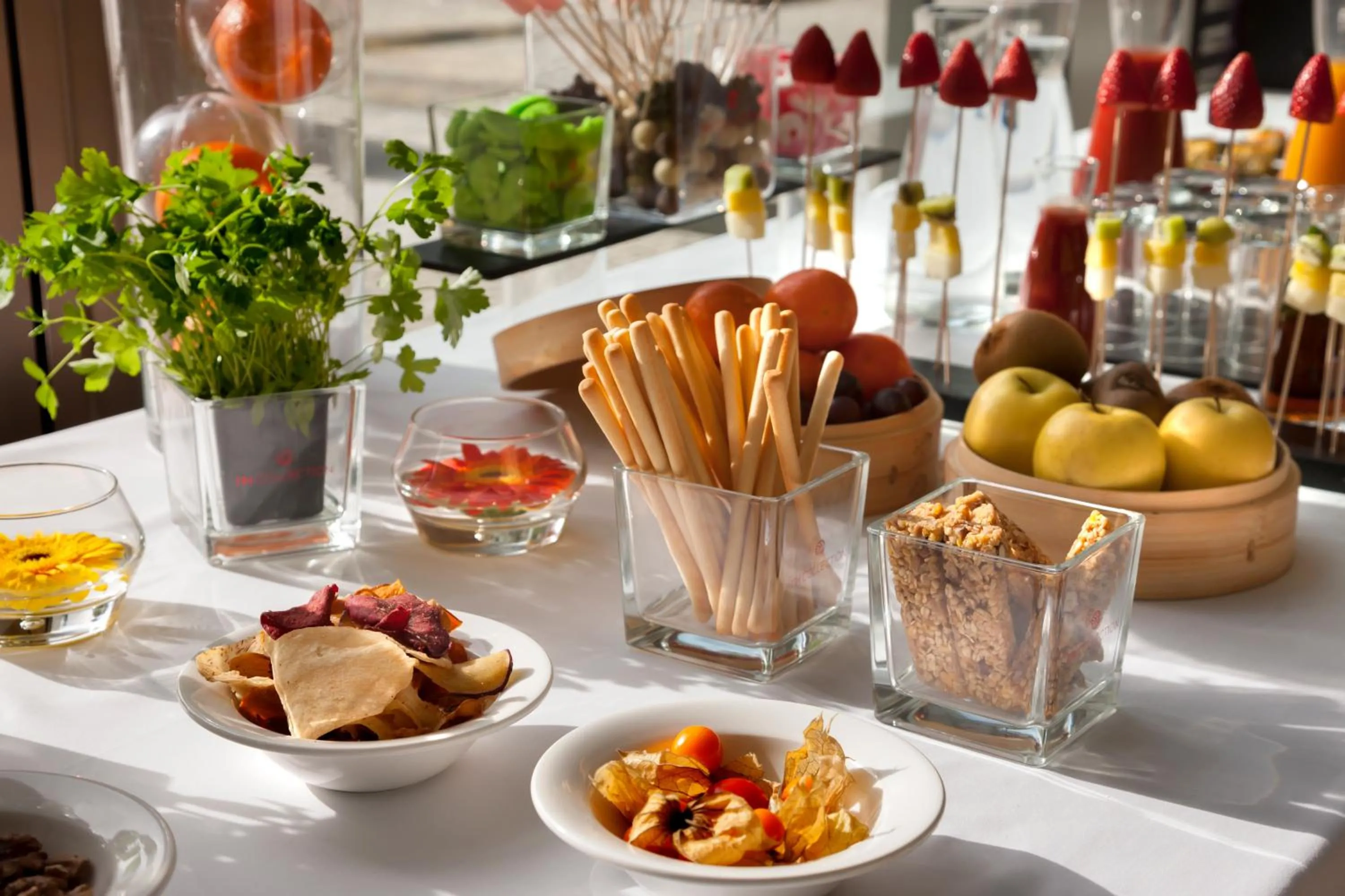 Food and drinks in NH Collection Santiago de Compostela