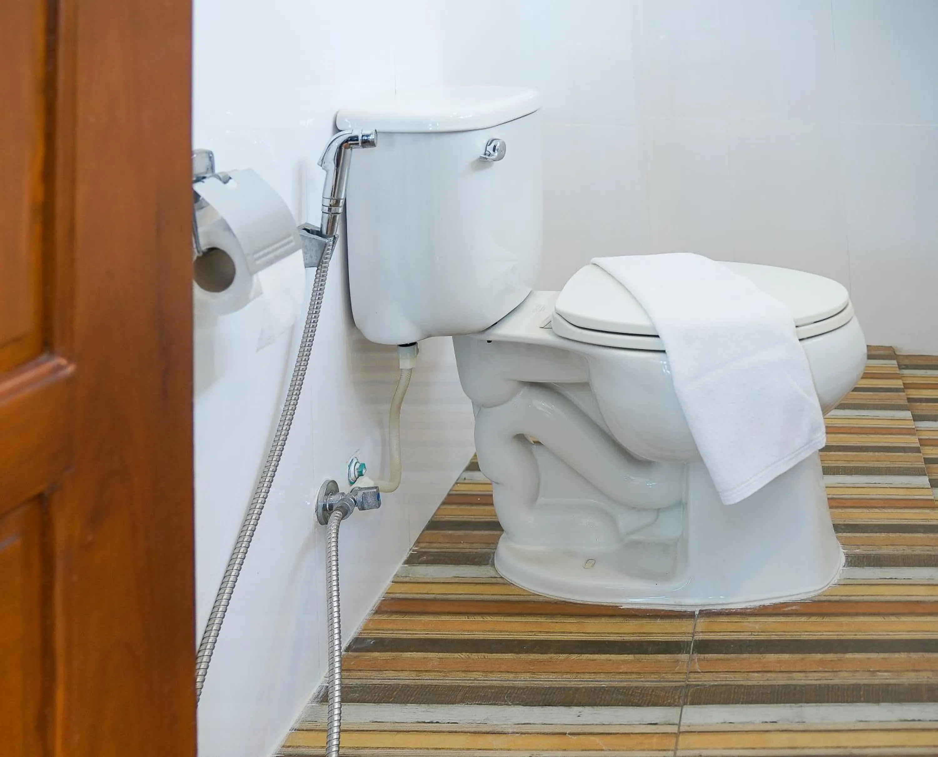 Toilet in Laph Kham House