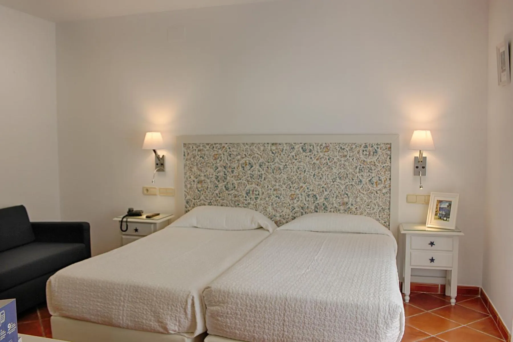 Bedroom, Bed in Hotel Malaga Picasso