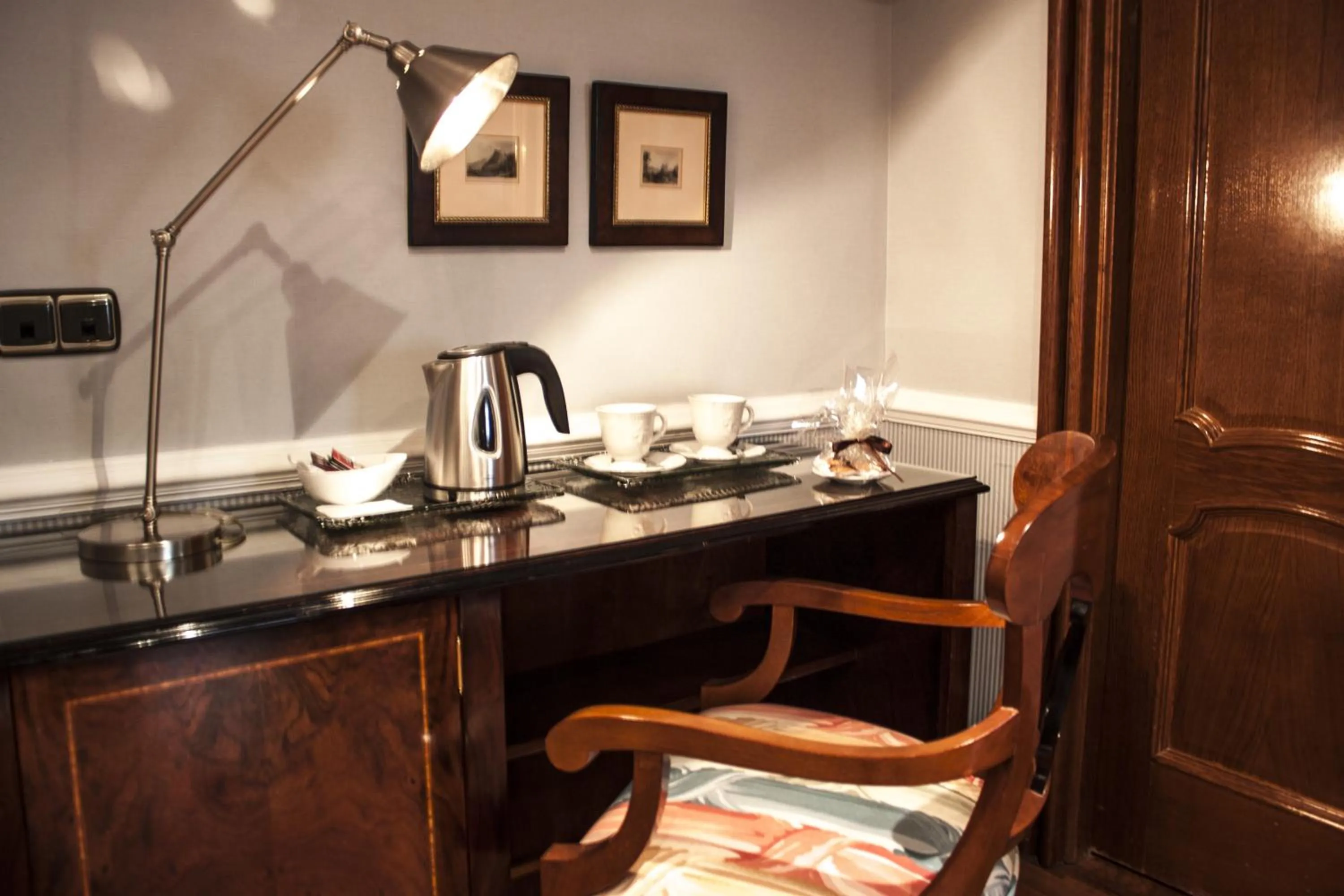 Coffee/tea facilities in Hotel Maria Luisa