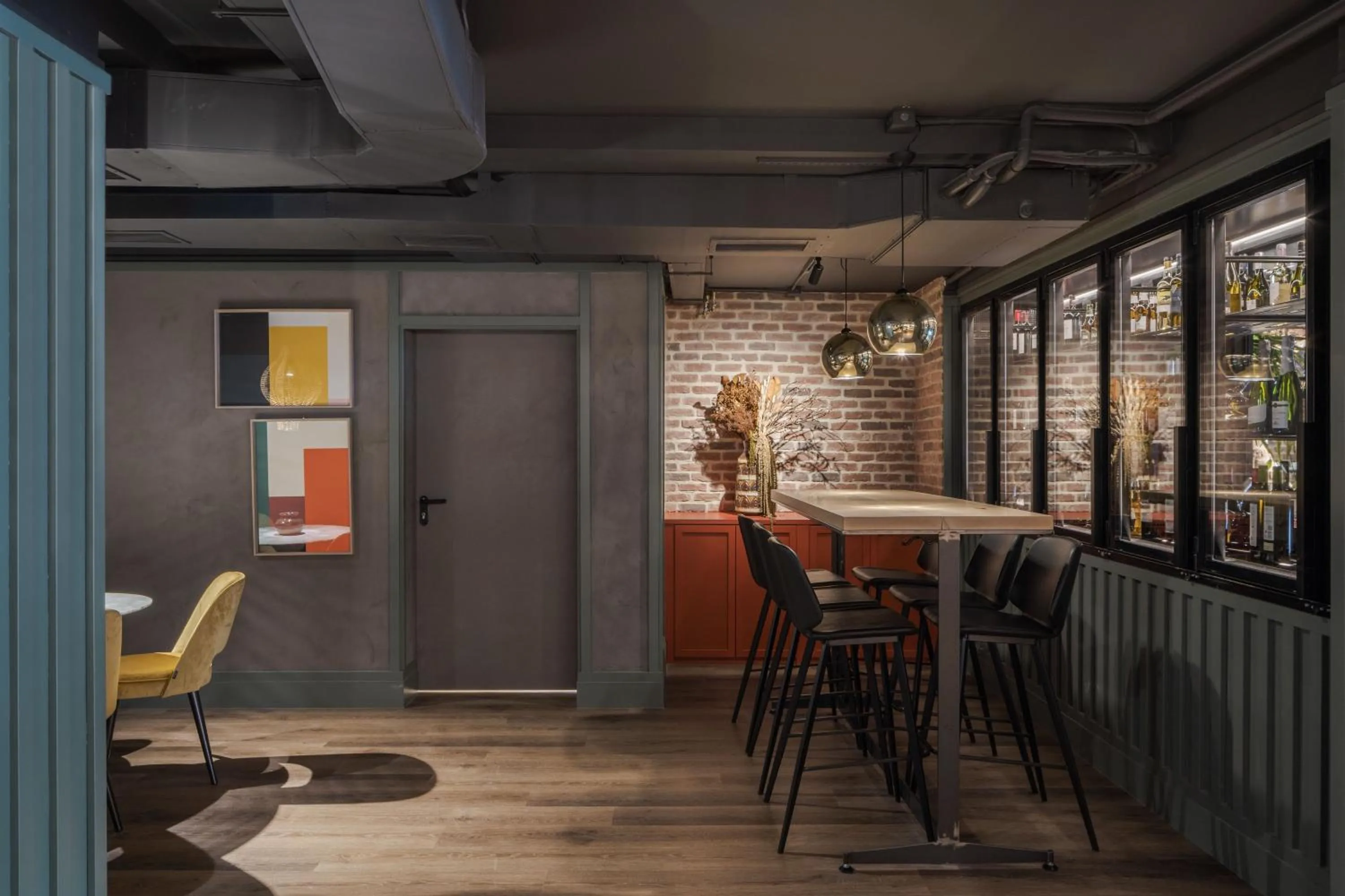 Restaurant/places to eat in RICE Reyes Católicos